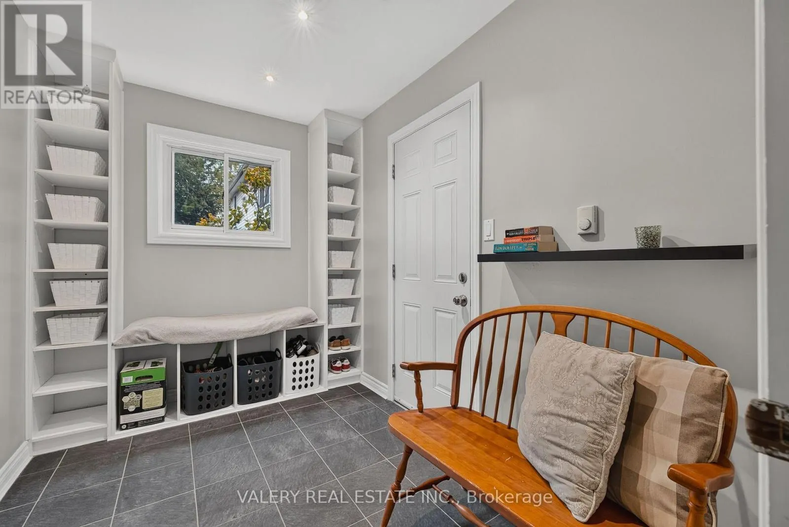 325 COLERIDGE DRIVE
