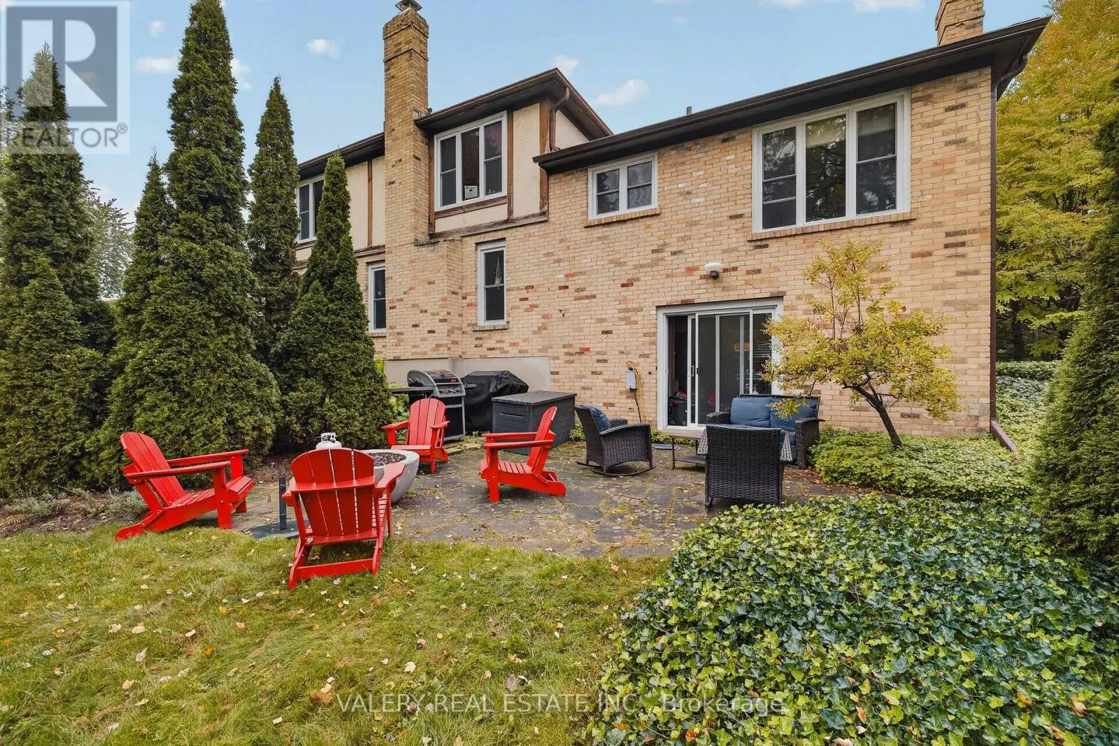 325 COLERIDGE DRIVE