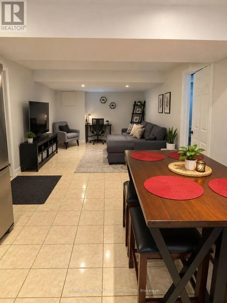 1B - 6070 DUNN STREET W