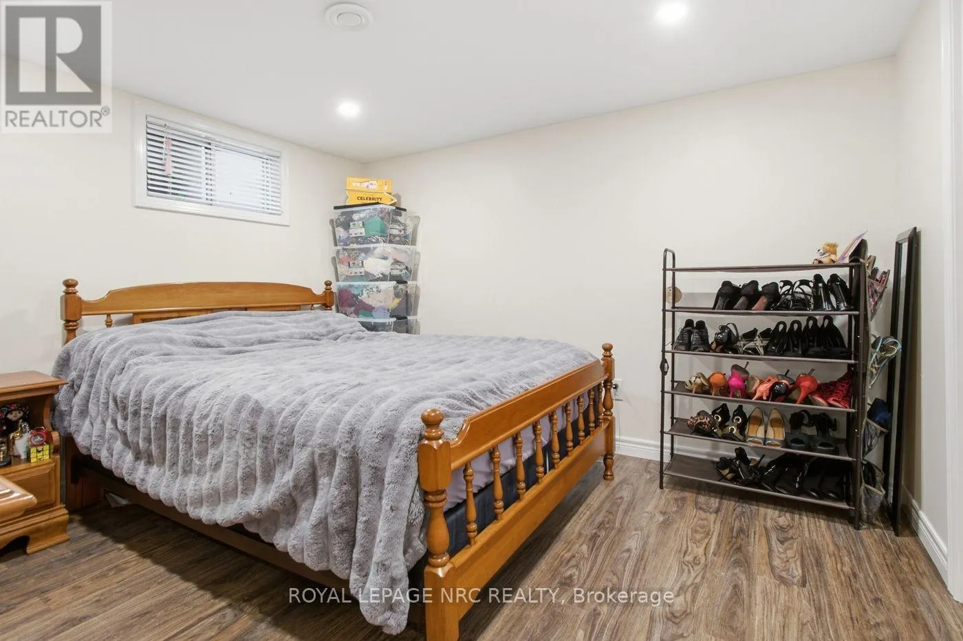 17 WINSTON ROAD