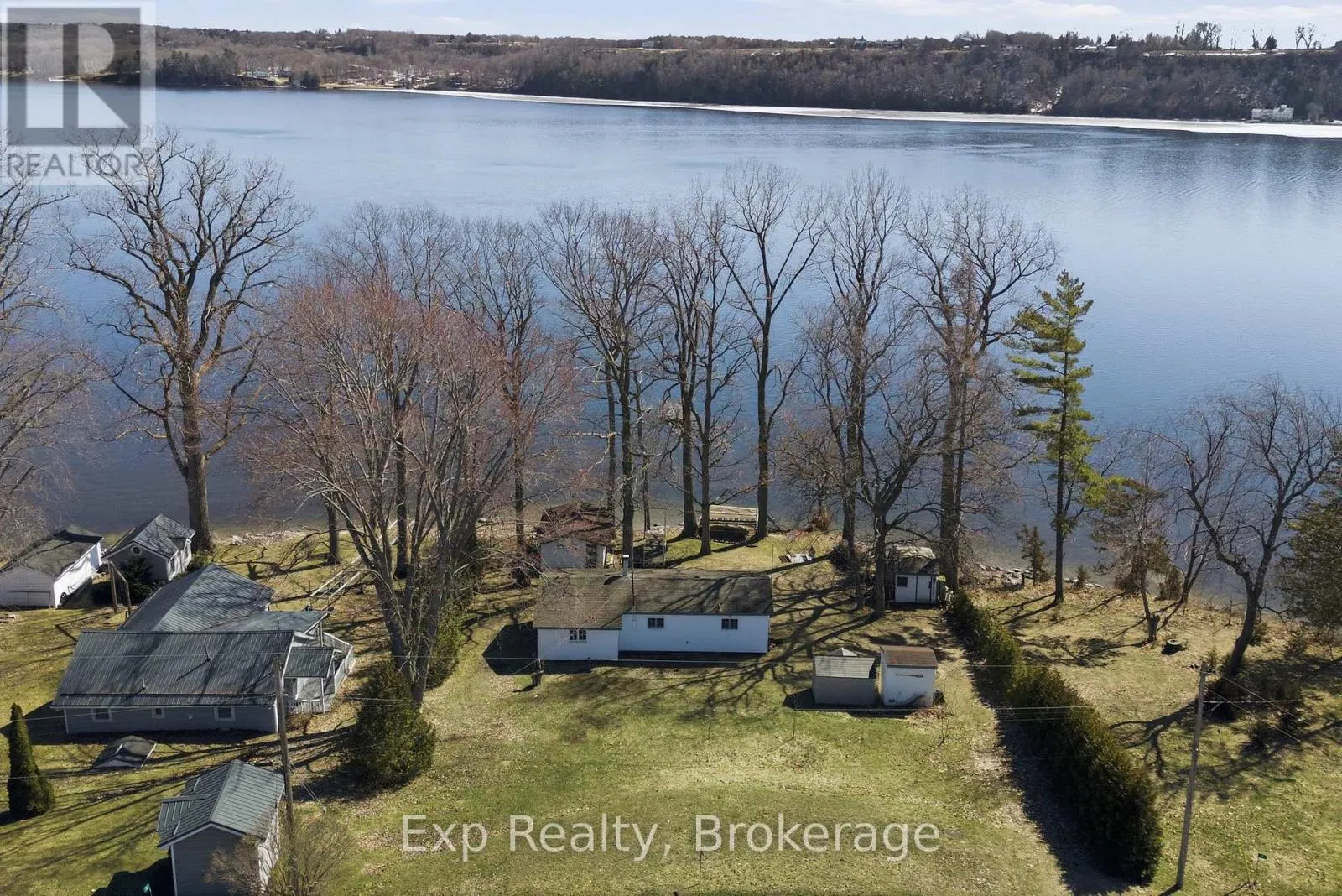 32 QUINTE VIEW ROAD