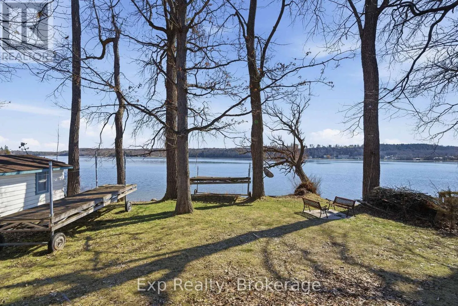 32 QUINTE VIEW ROAD