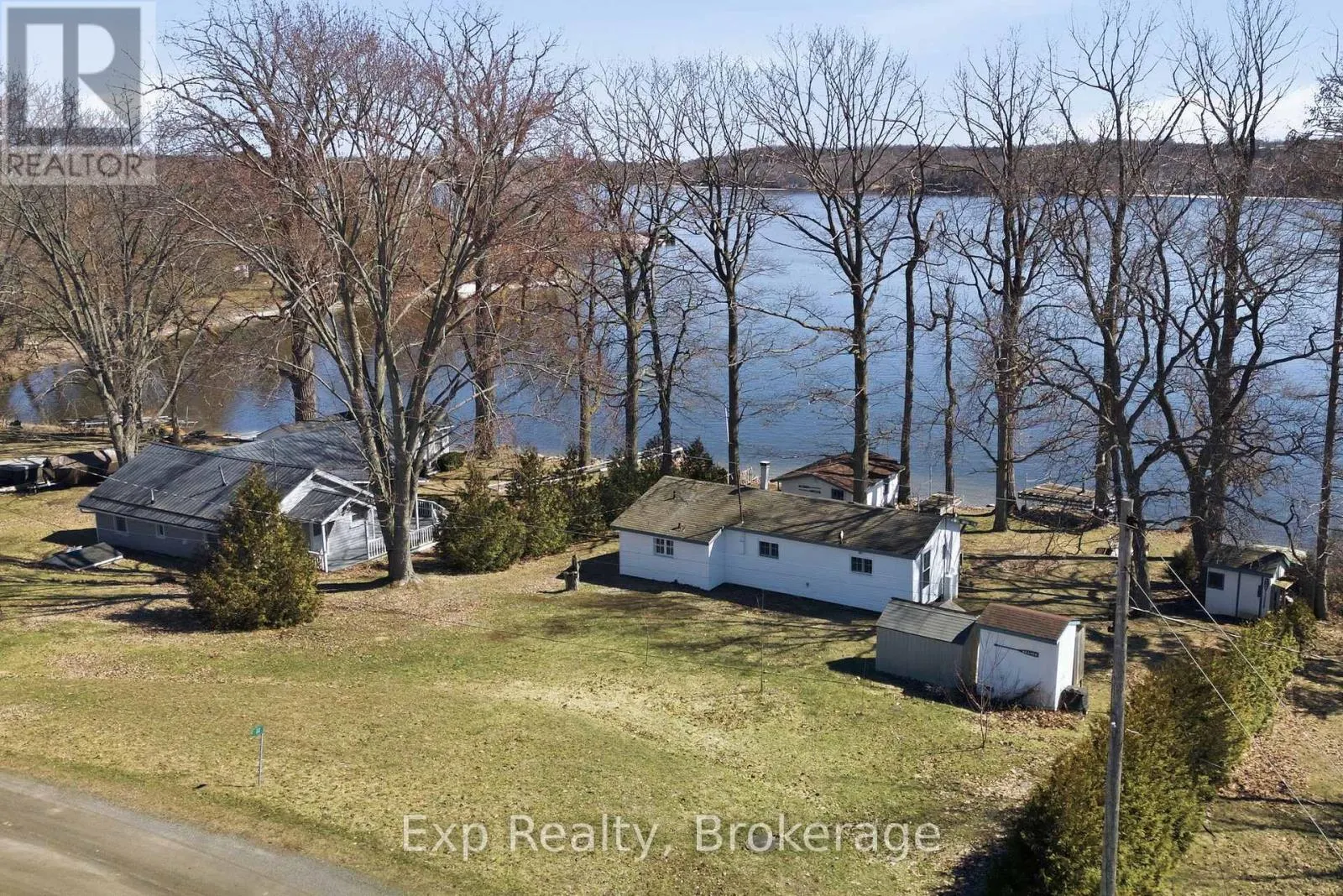 32 QUINTE VIEW ROAD