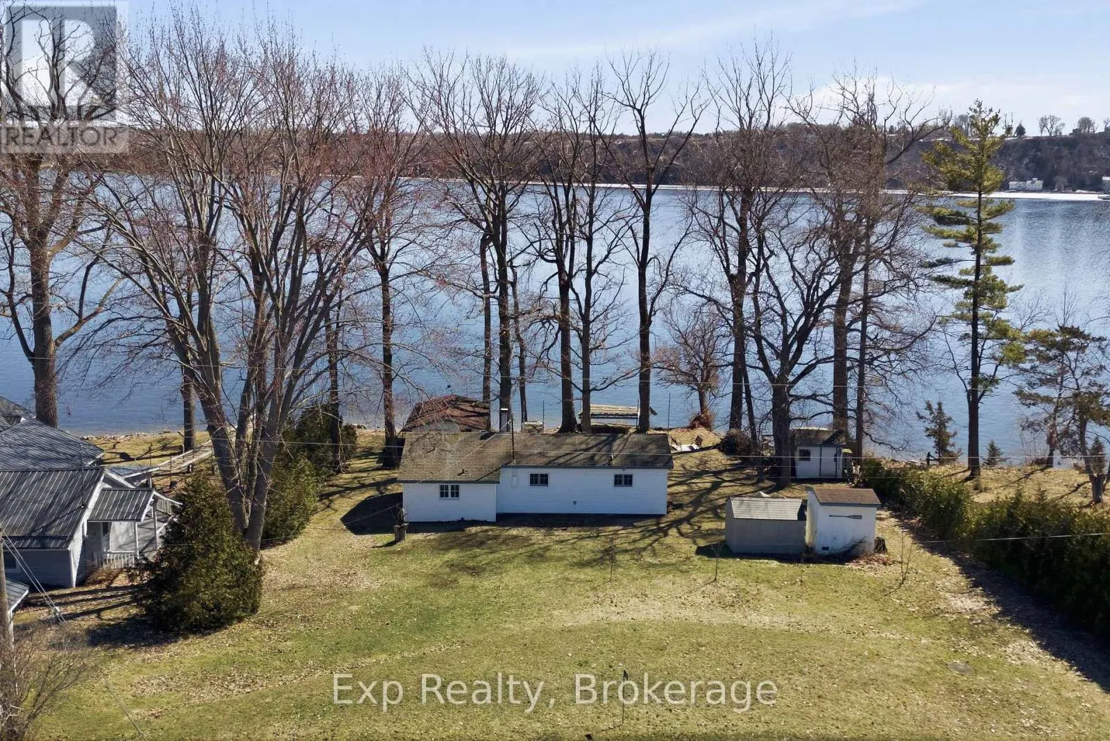 32 QUINTE VIEW ROAD