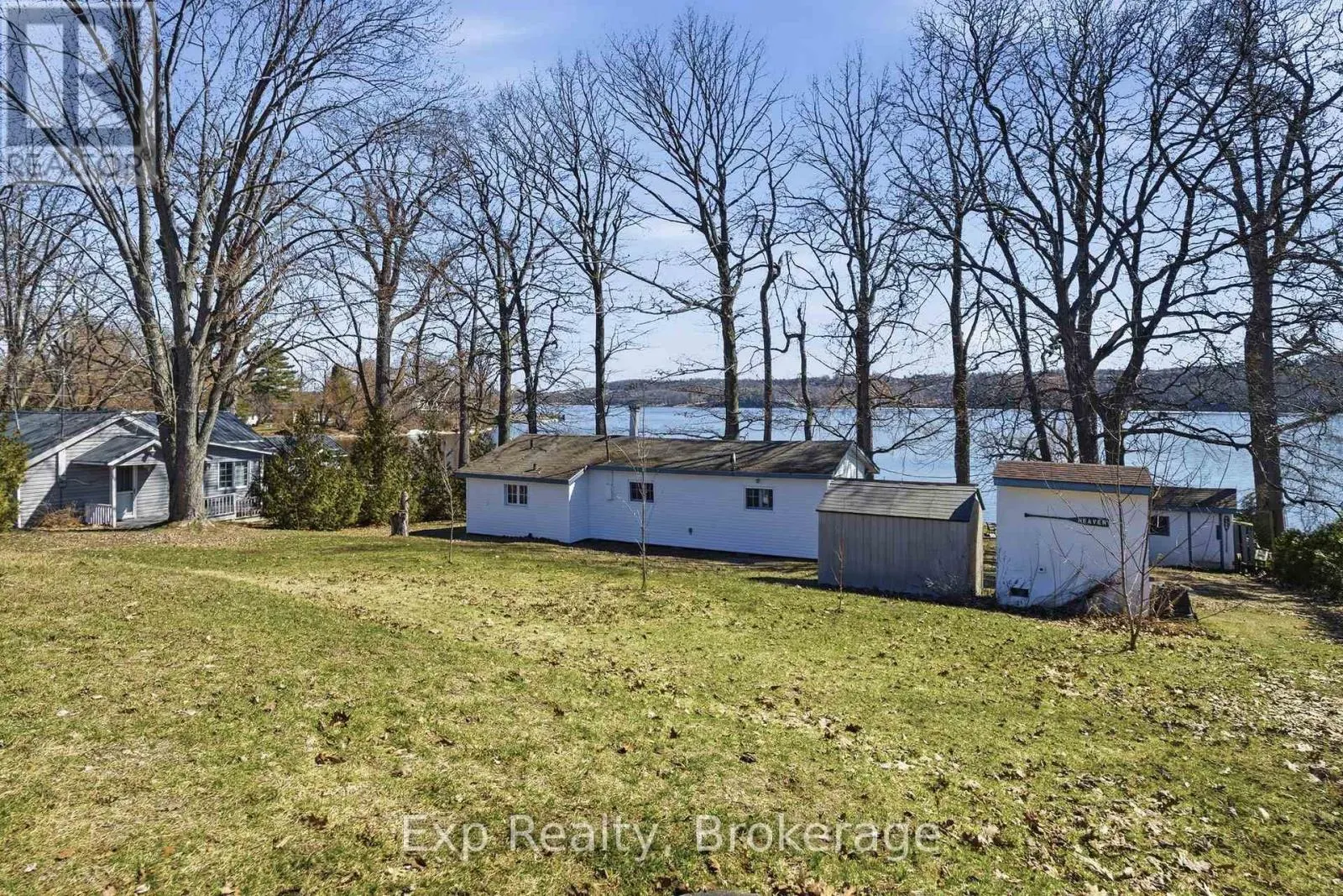 32 QUINTE VIEW ROAD