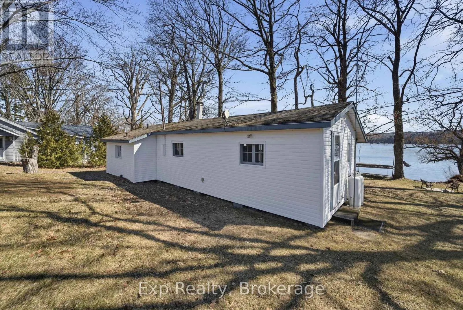 32 QUINTE VIEW ROAD
