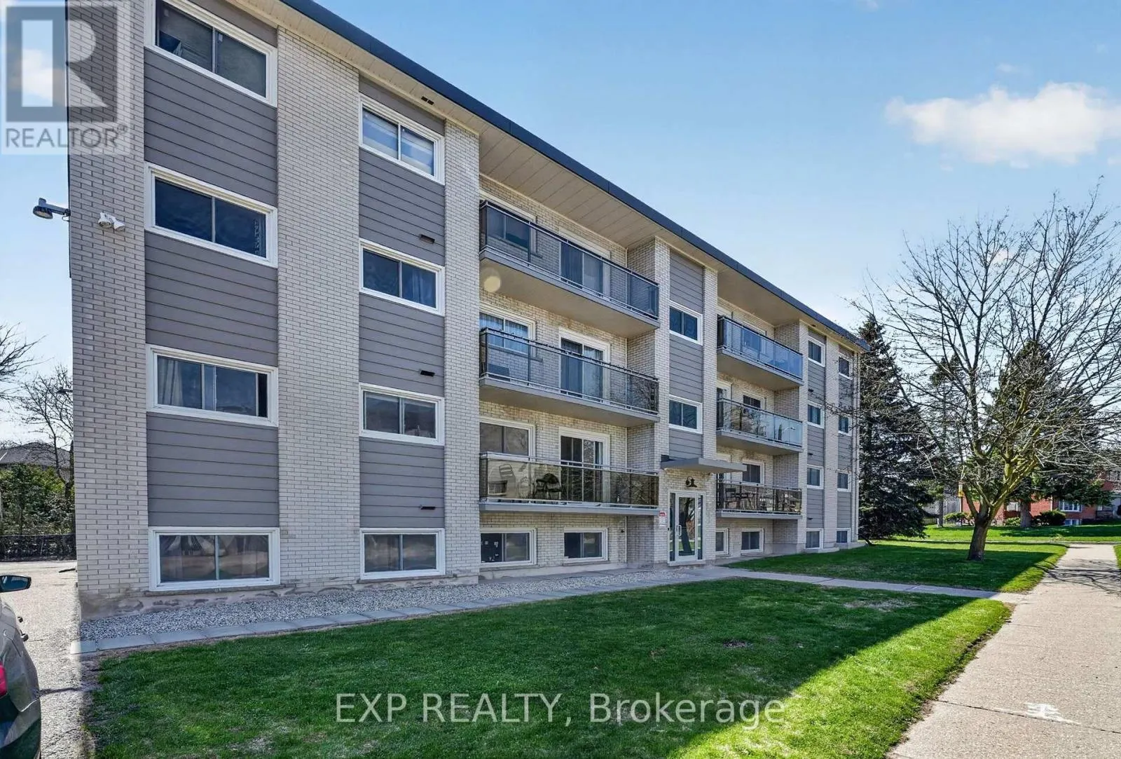 81 KENWOOD DRIVE