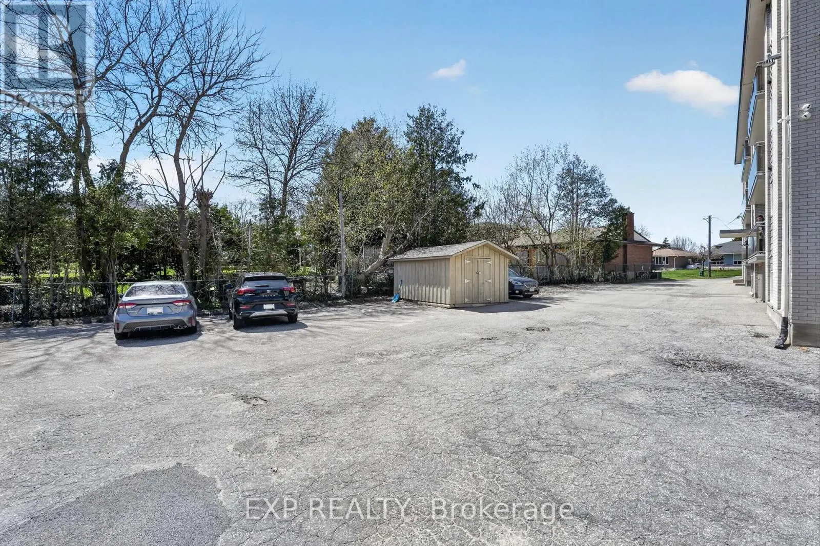 81 KENWOOD DRIVE