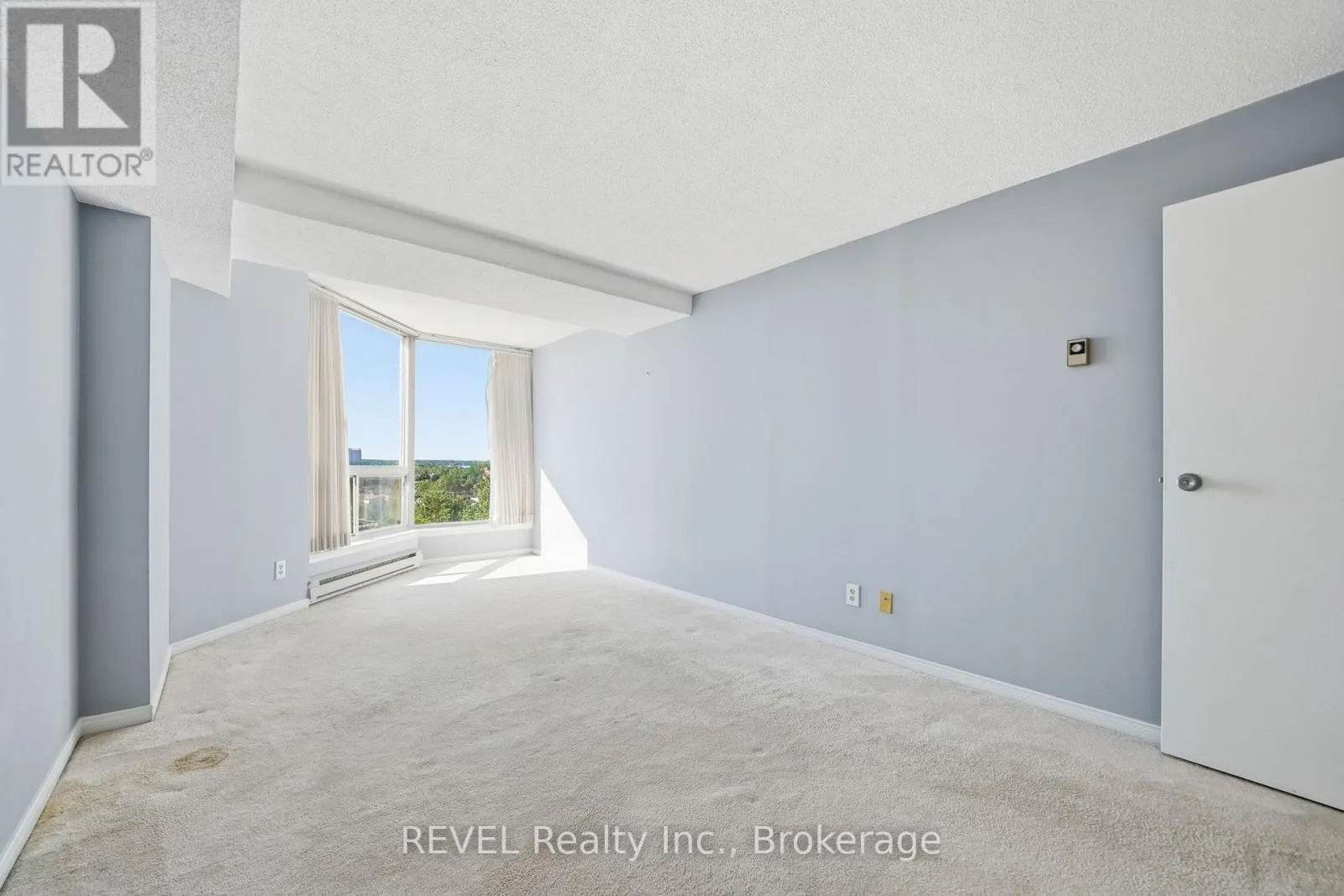 1006 - 350 FRONT STREET #1006