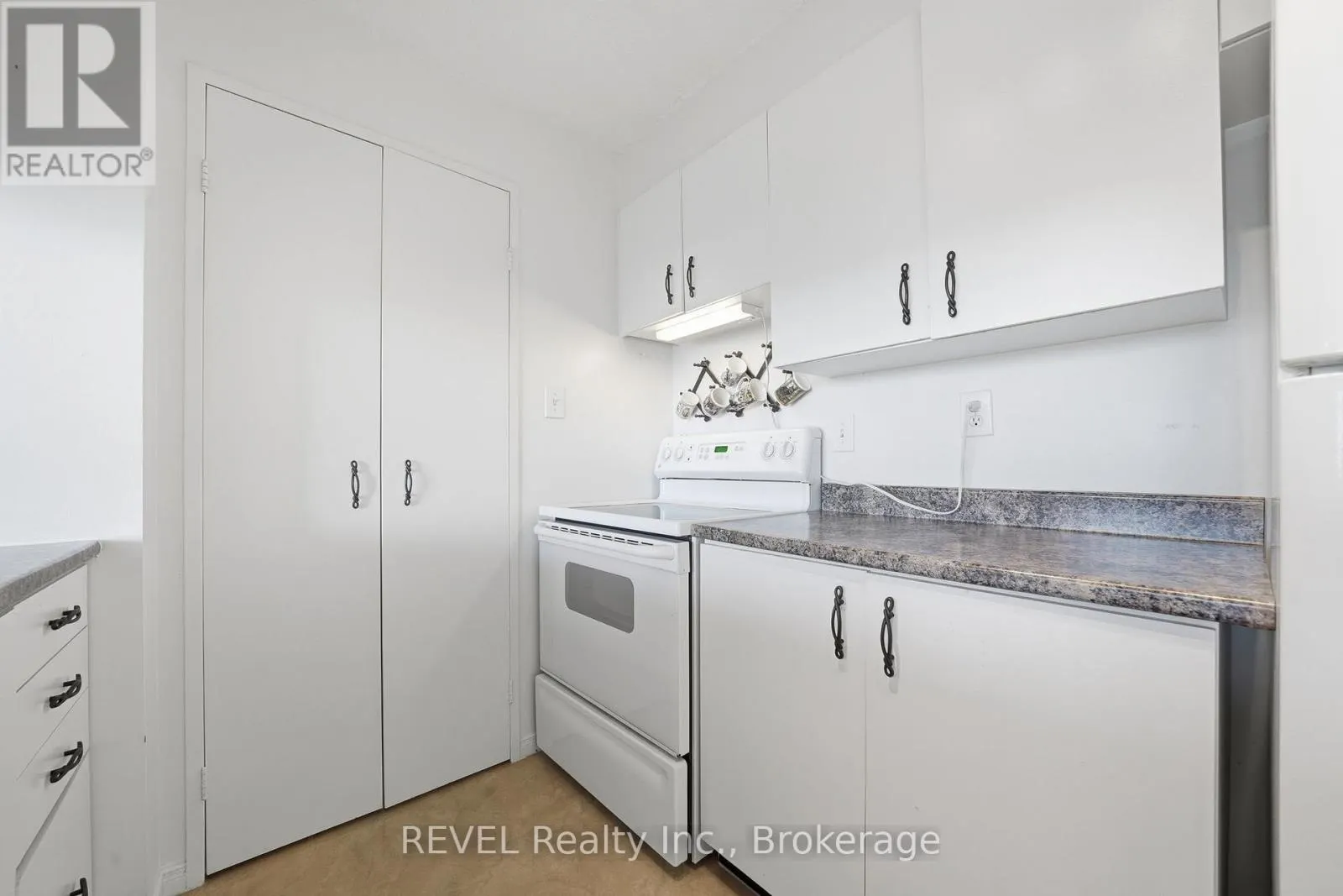 1006 - 350 FRONT STREET #1006