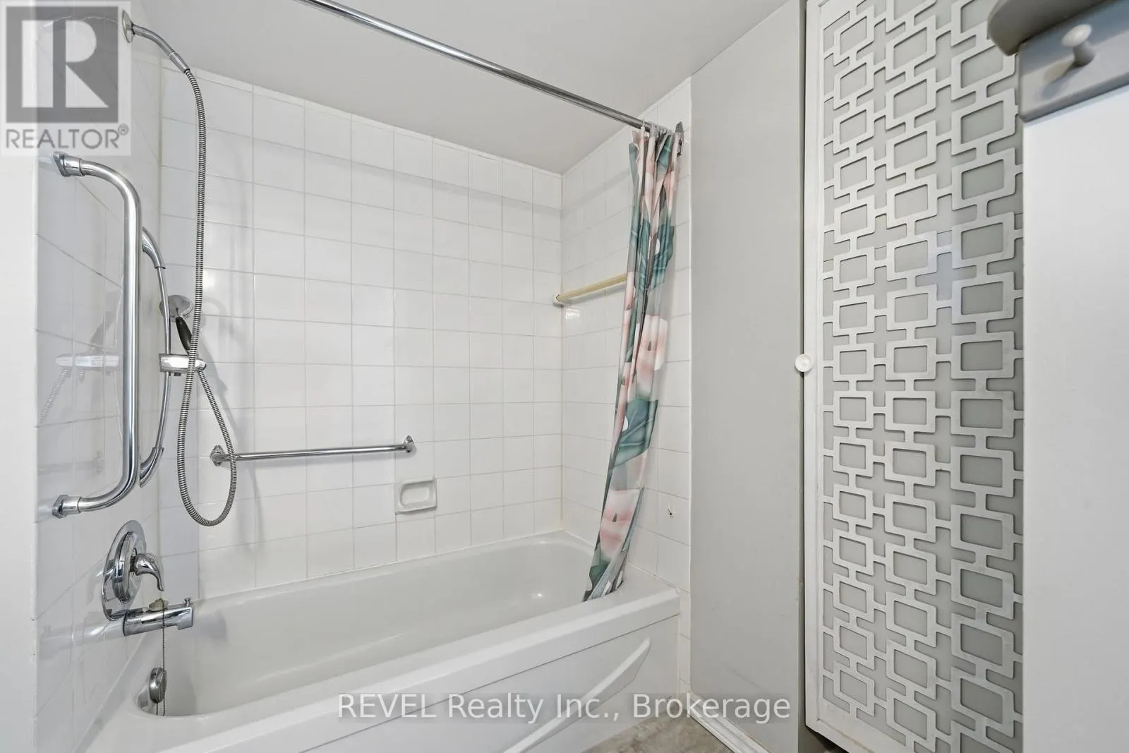 1006 - 350 FRONT STREET #1006