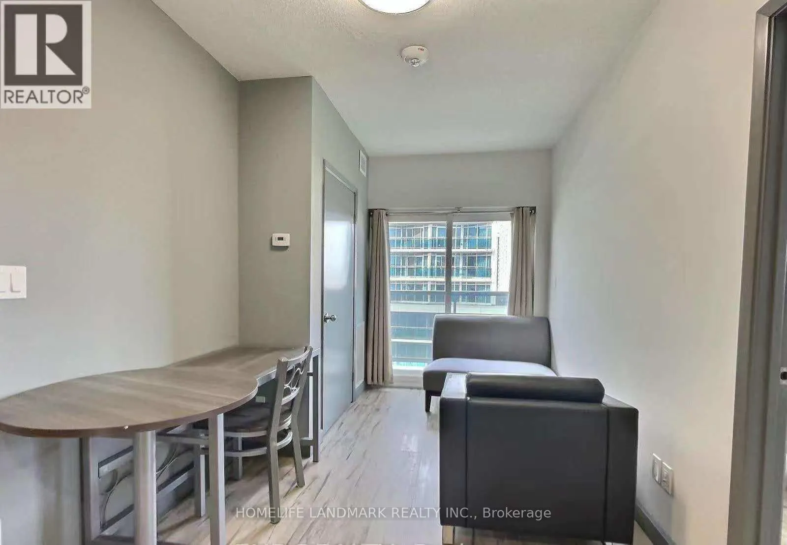 293 - 258B SUNVIEW STREET