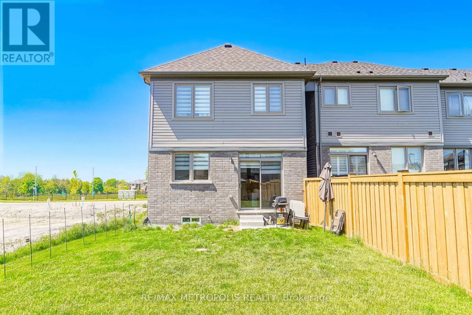 421 TREVOR STREET