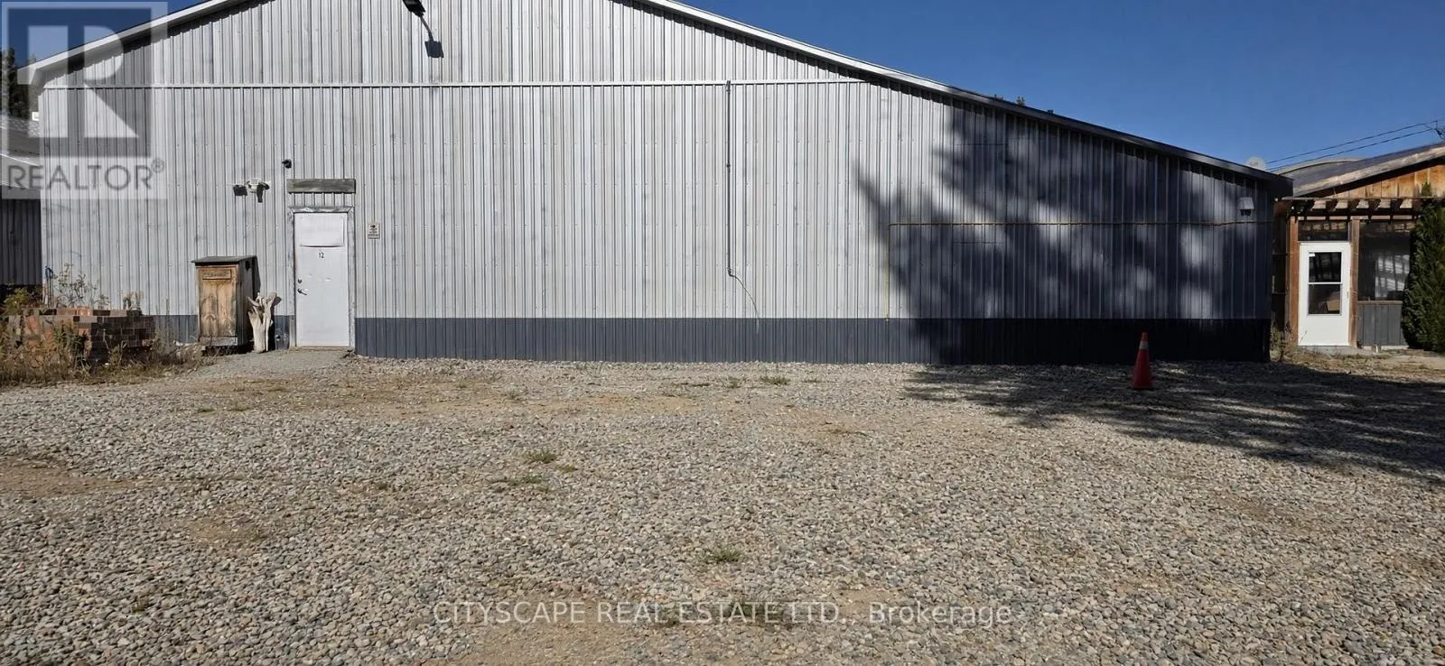 12 - 8021 35 HIGHWAY