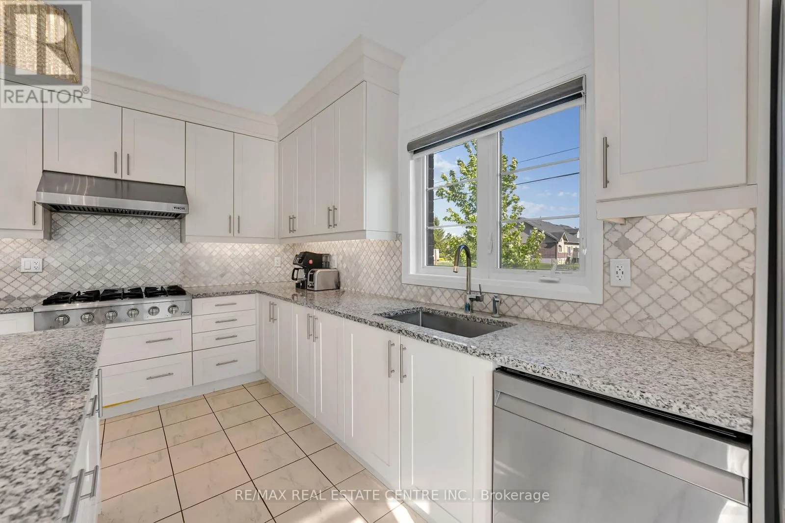 75 SLATER STREET