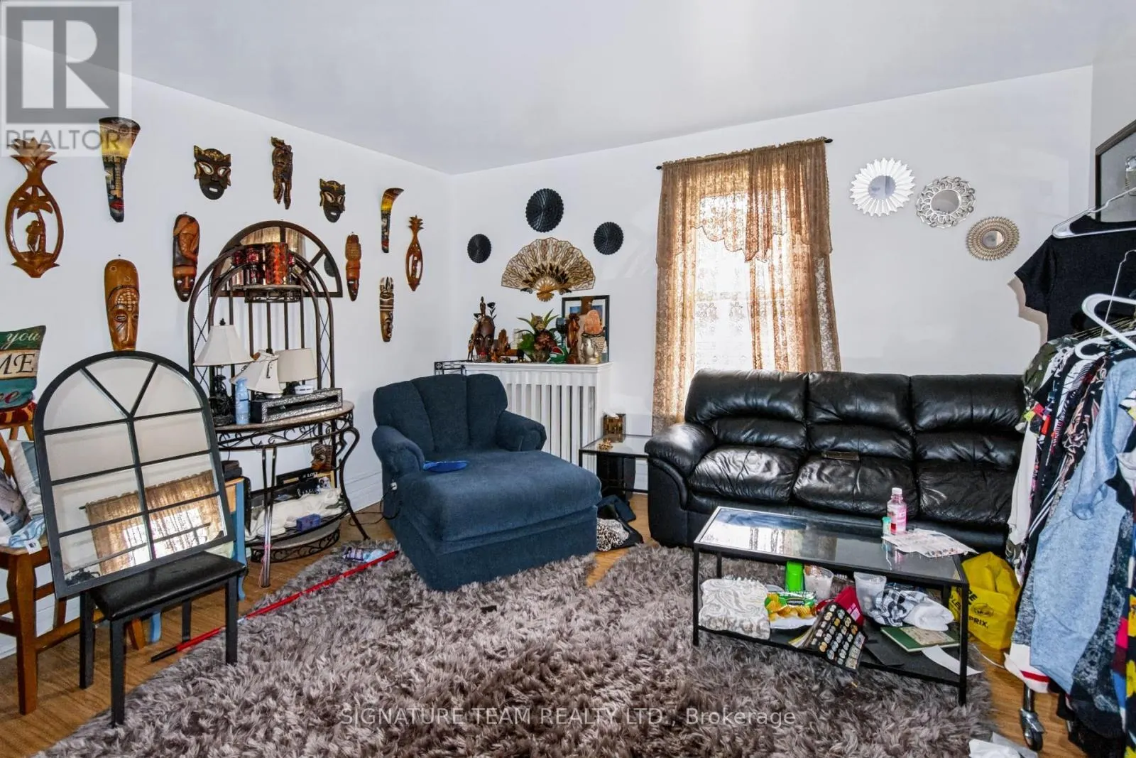 256 MAPLE AVENUE