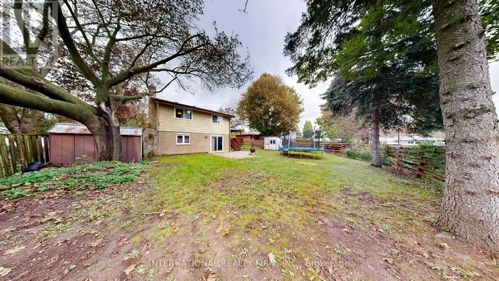 9 VAUGHAN AVENUE