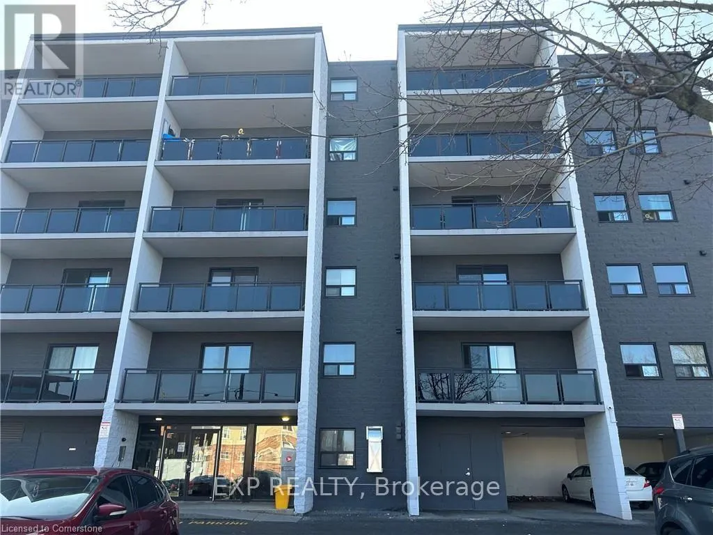 609 - 4422 HURON STREET