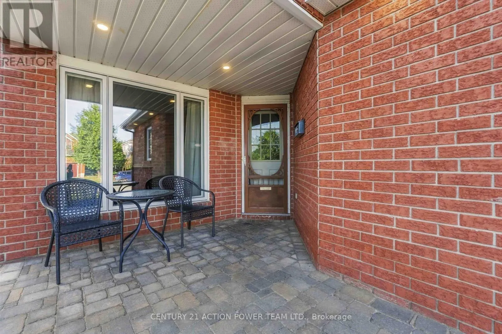 1032 SHEENBORO CRESCENT