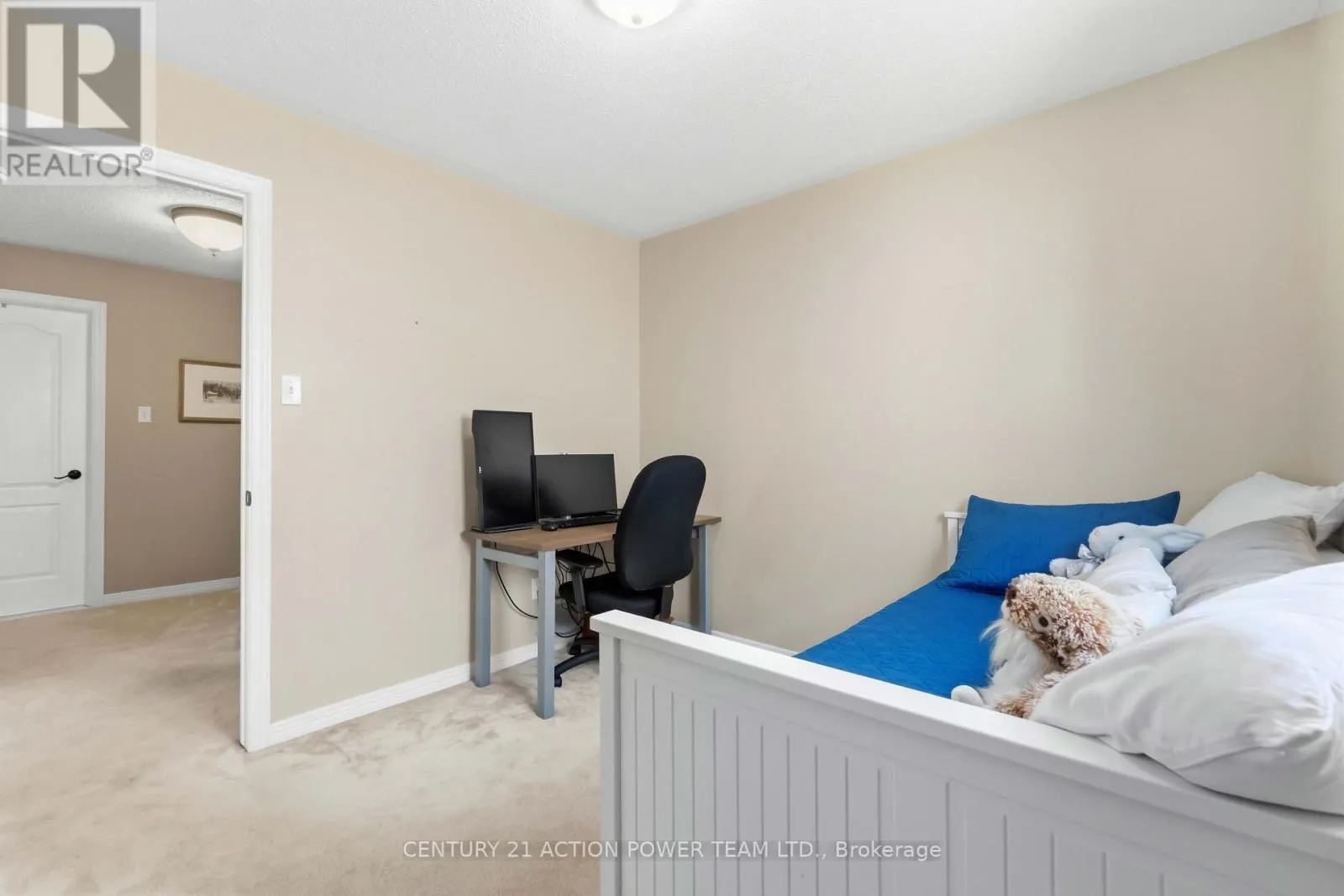 1032 SHEENBORO CRESCENT