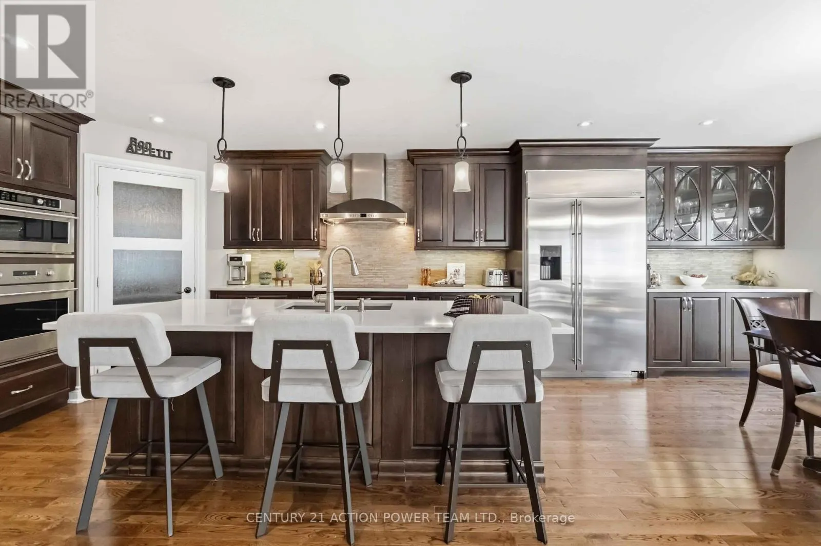 1032 SHEENBORO CRESCENT
