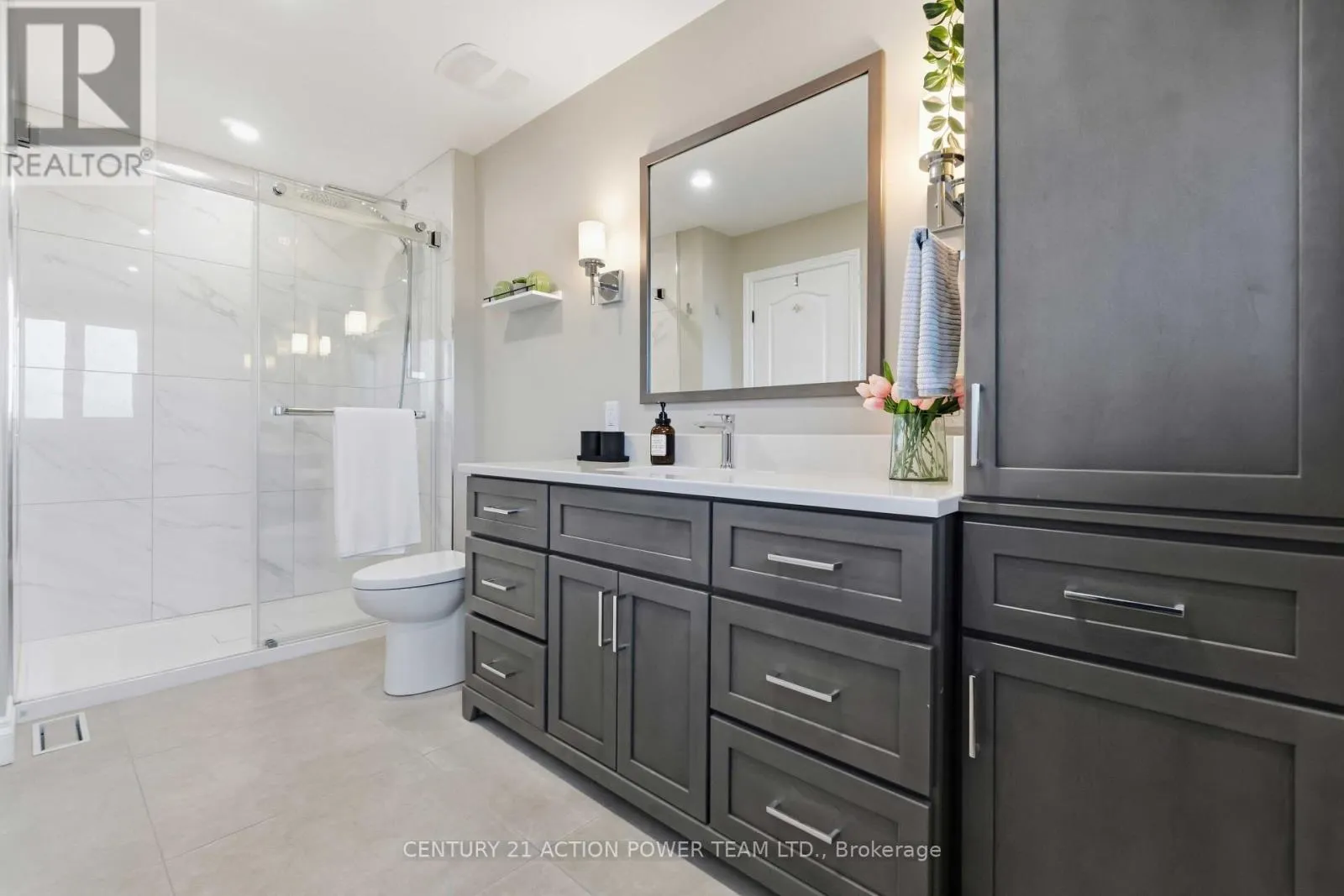1032 SHEENBORO CRESCENT