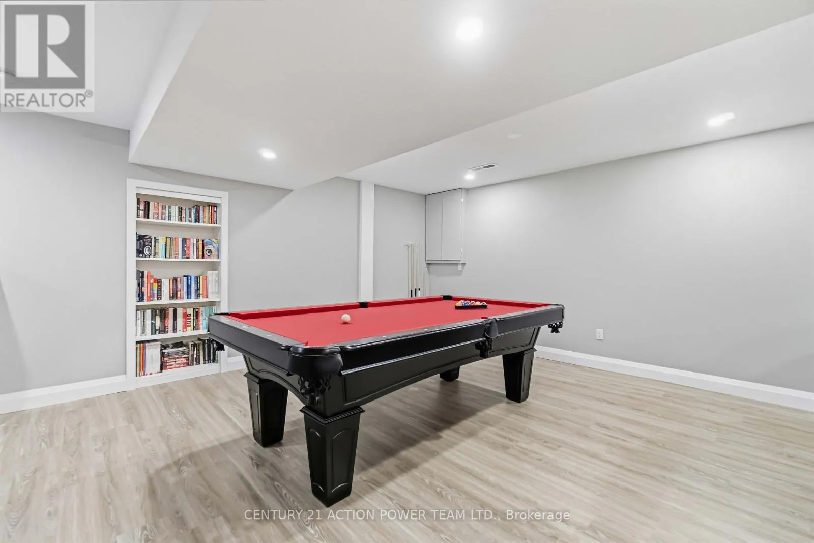1032 SHEENBORO CRESCENT