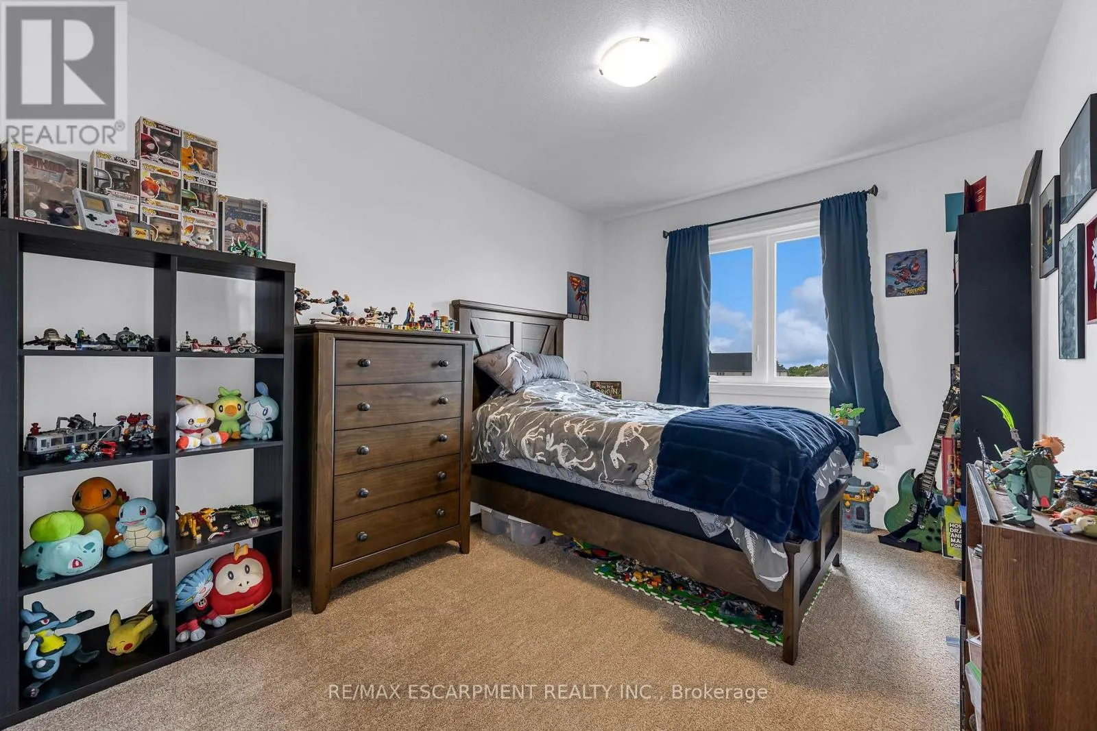 4879 CONNOR DRIVE