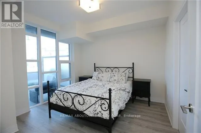 101 - 10 CONCORD PLACE
