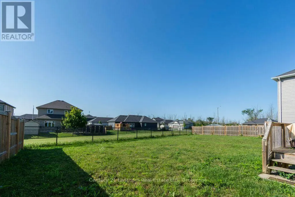7 COTTONWOOD DRIVE