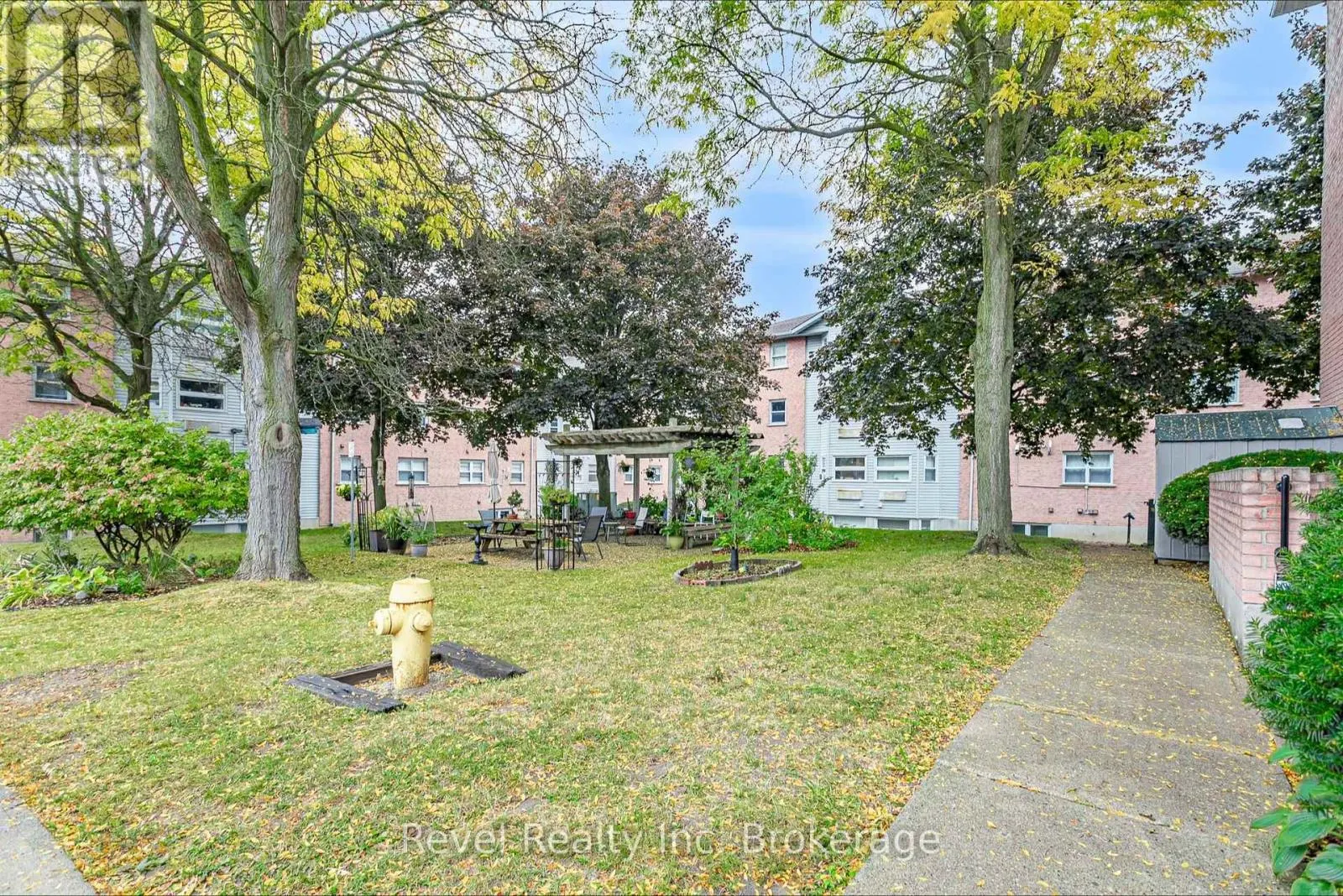 47 - 56 HIAWATHA ROAD #47