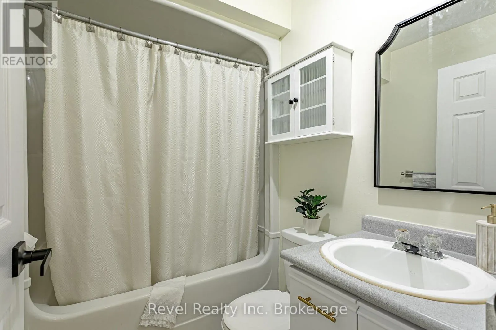 47 - 56 HIAWATHA ROAD #47