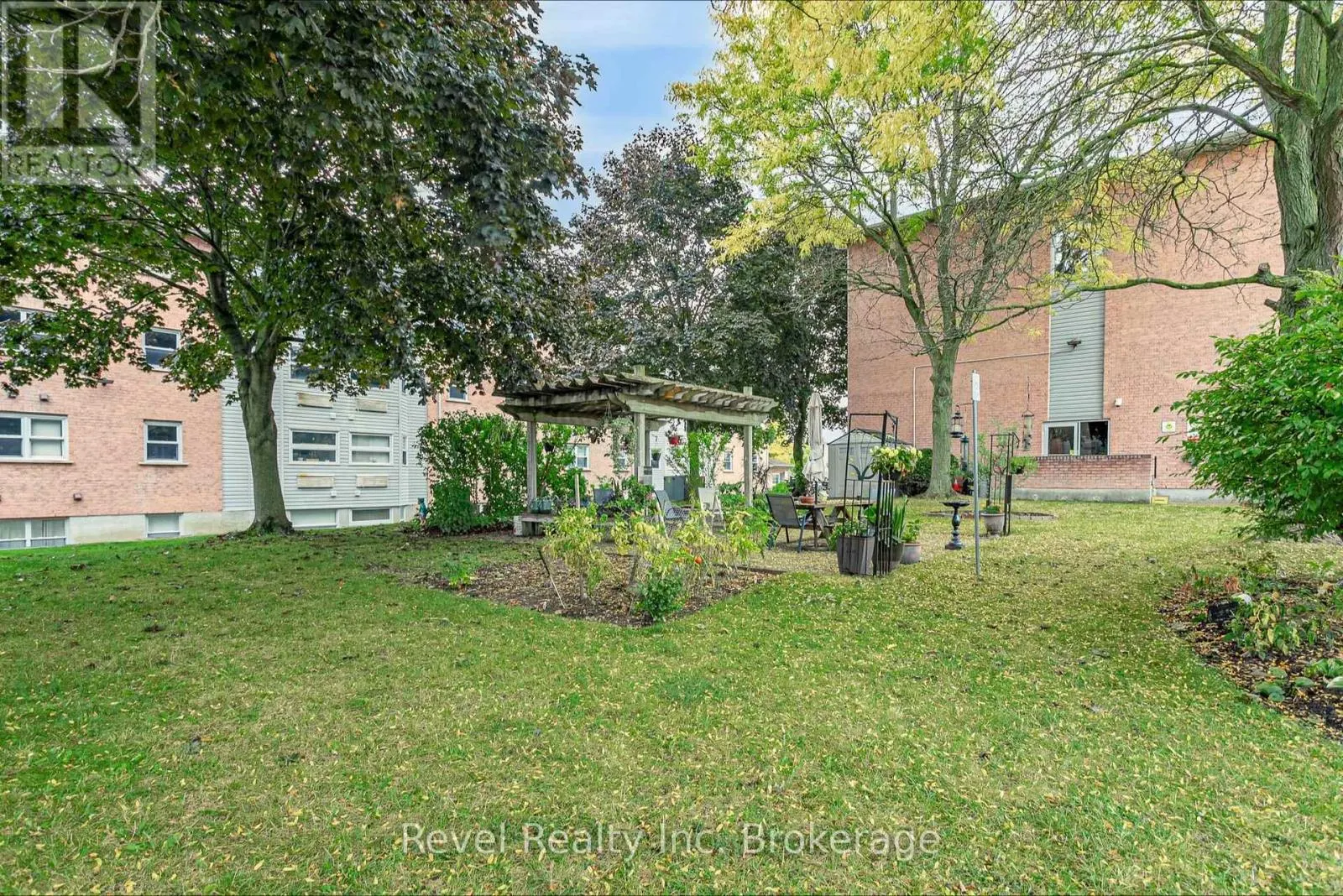 47 - 56 HIAWATHA ROAD #47