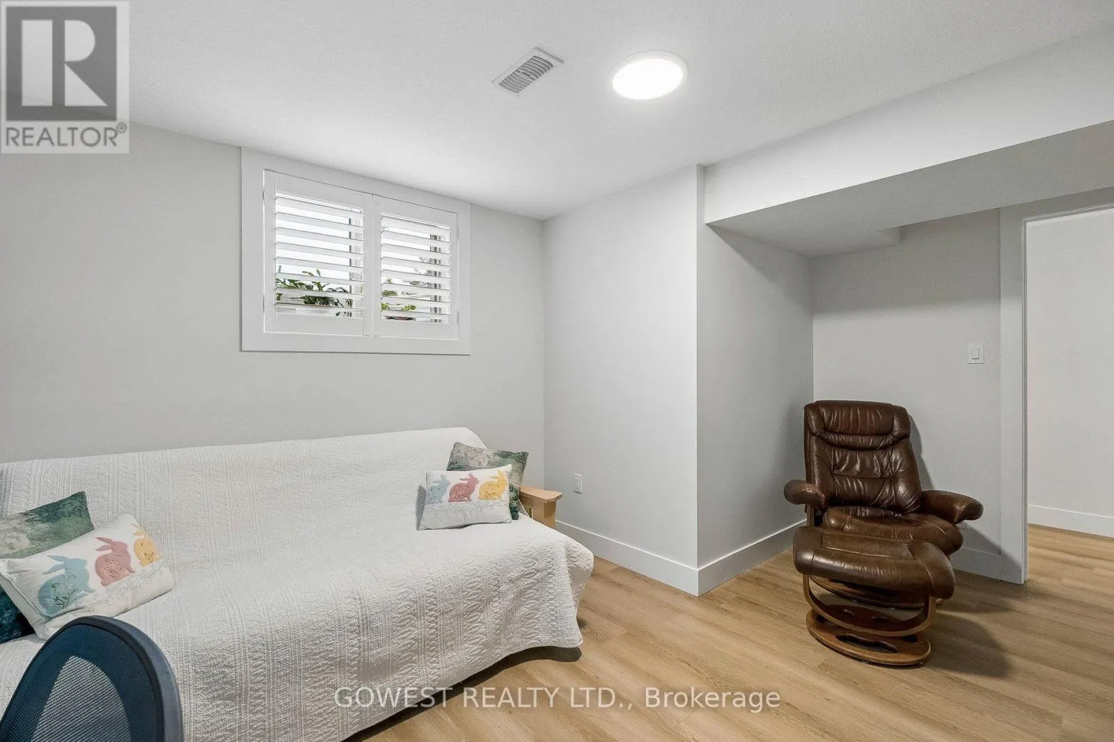 23 - 2797 RED MAPLE AVENUE