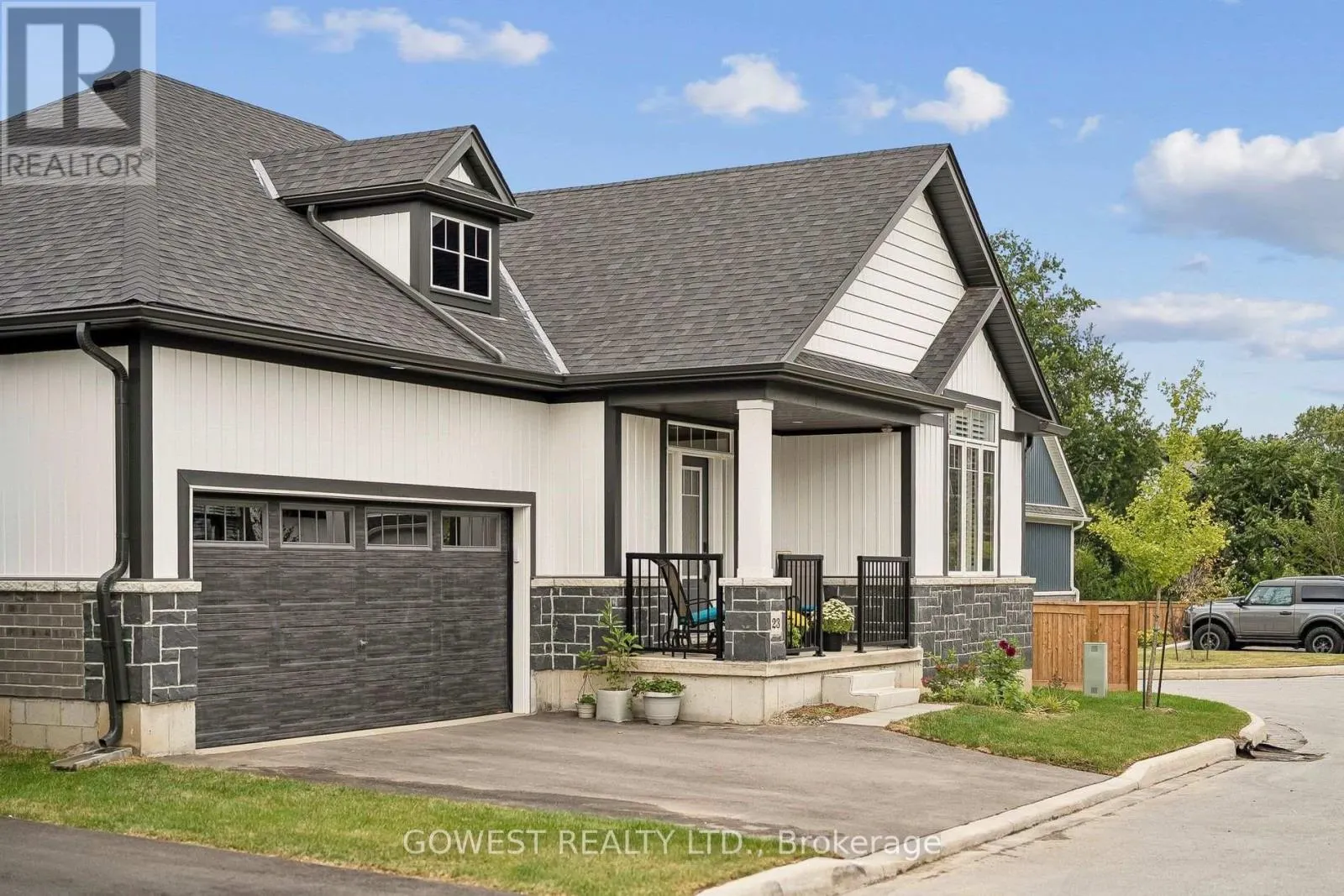 23 - 2797 RED MAPLE AVENUE