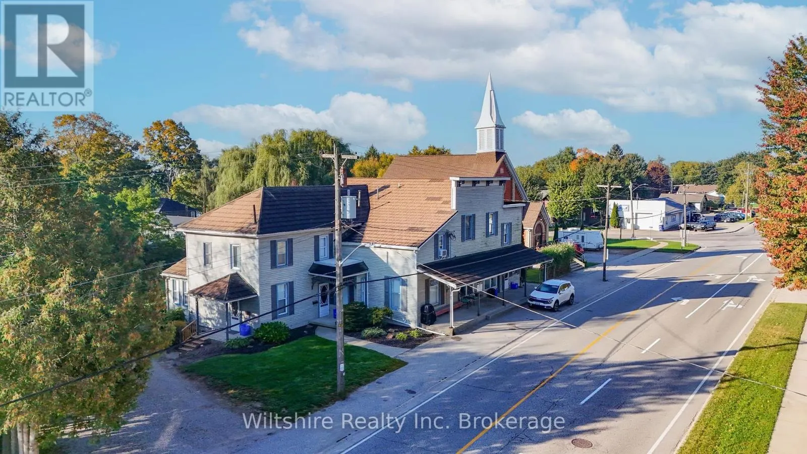 407 MAIN STREET E