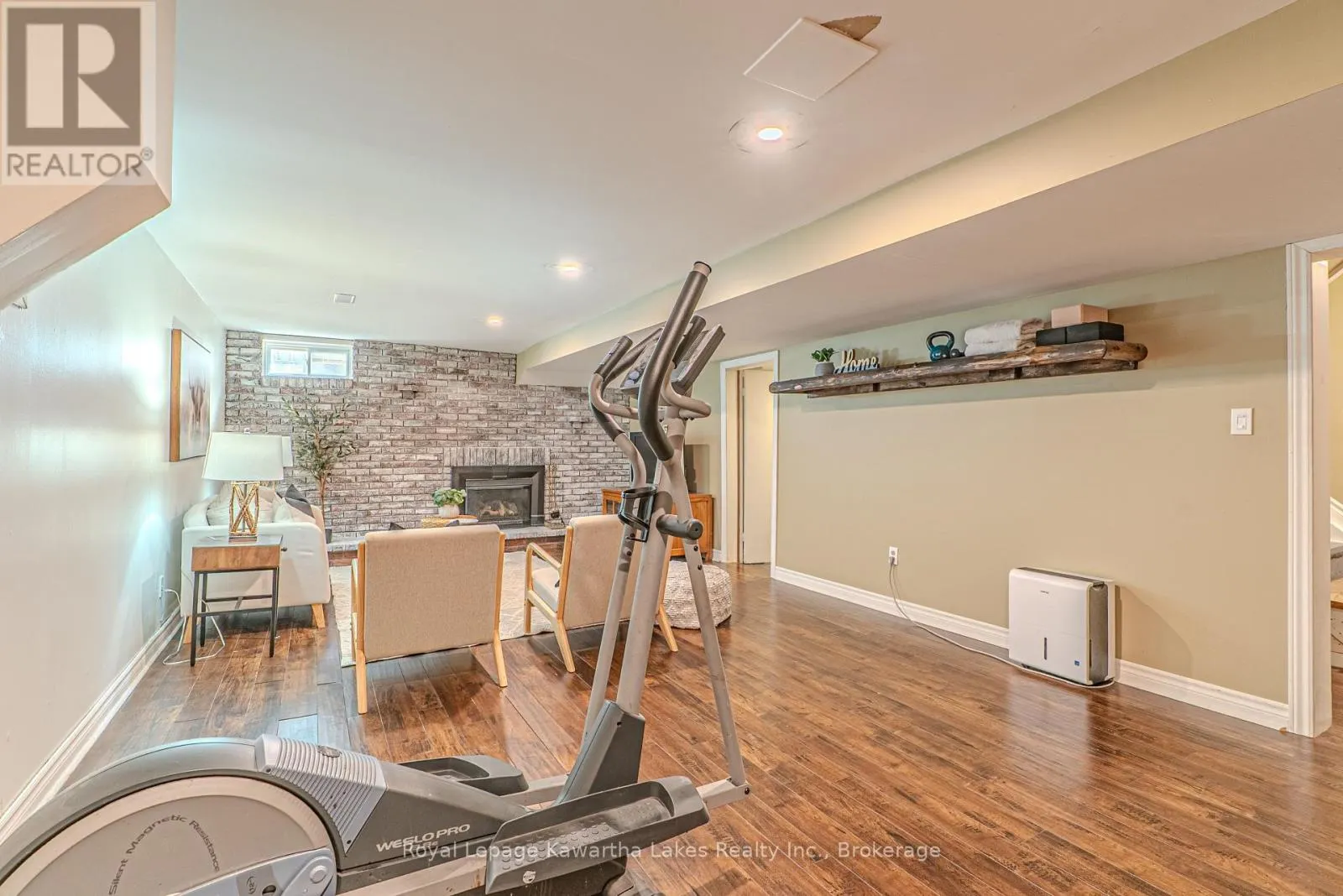 60 SANDERLING CRESCENT