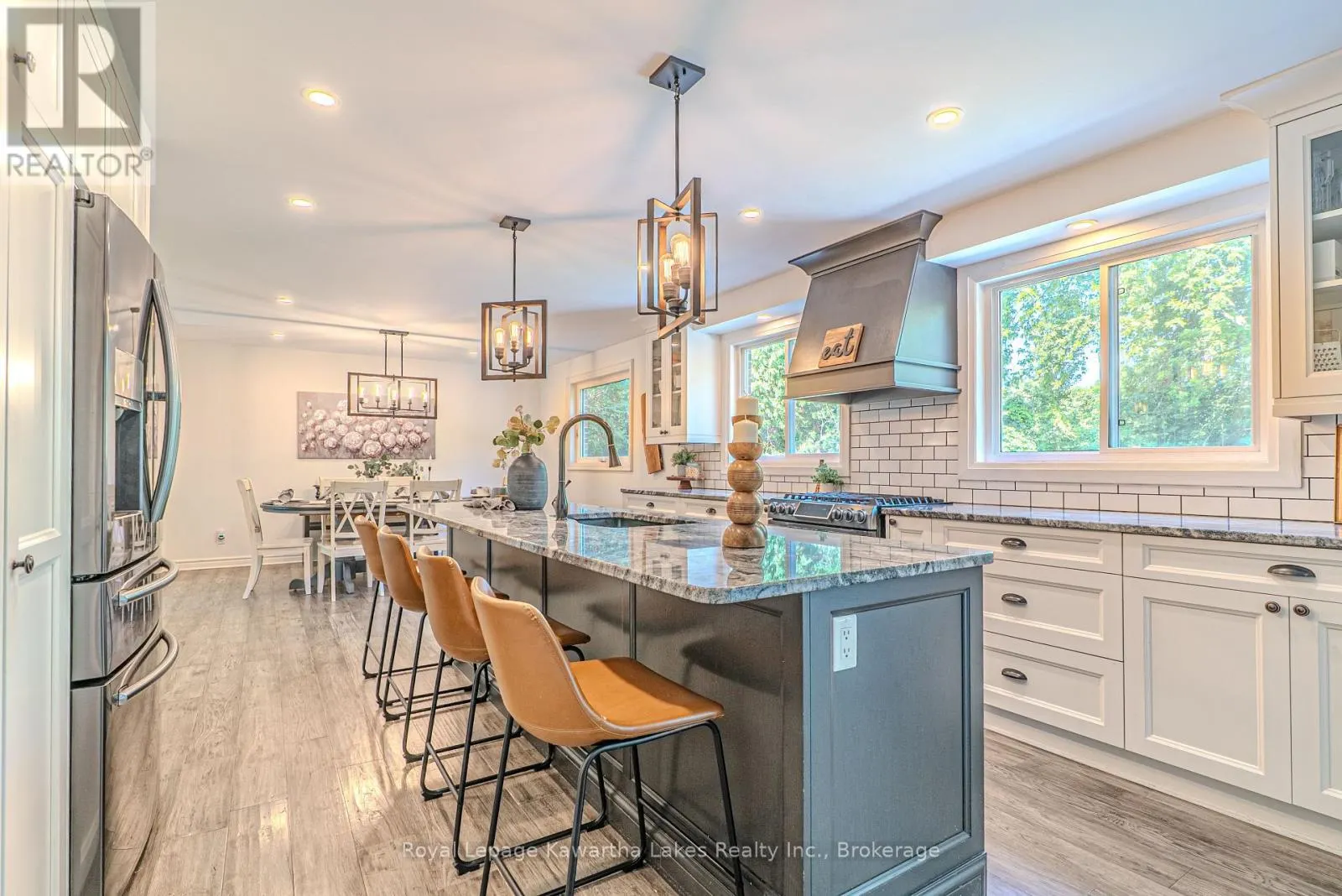 60 SANDERLING CRESCENT