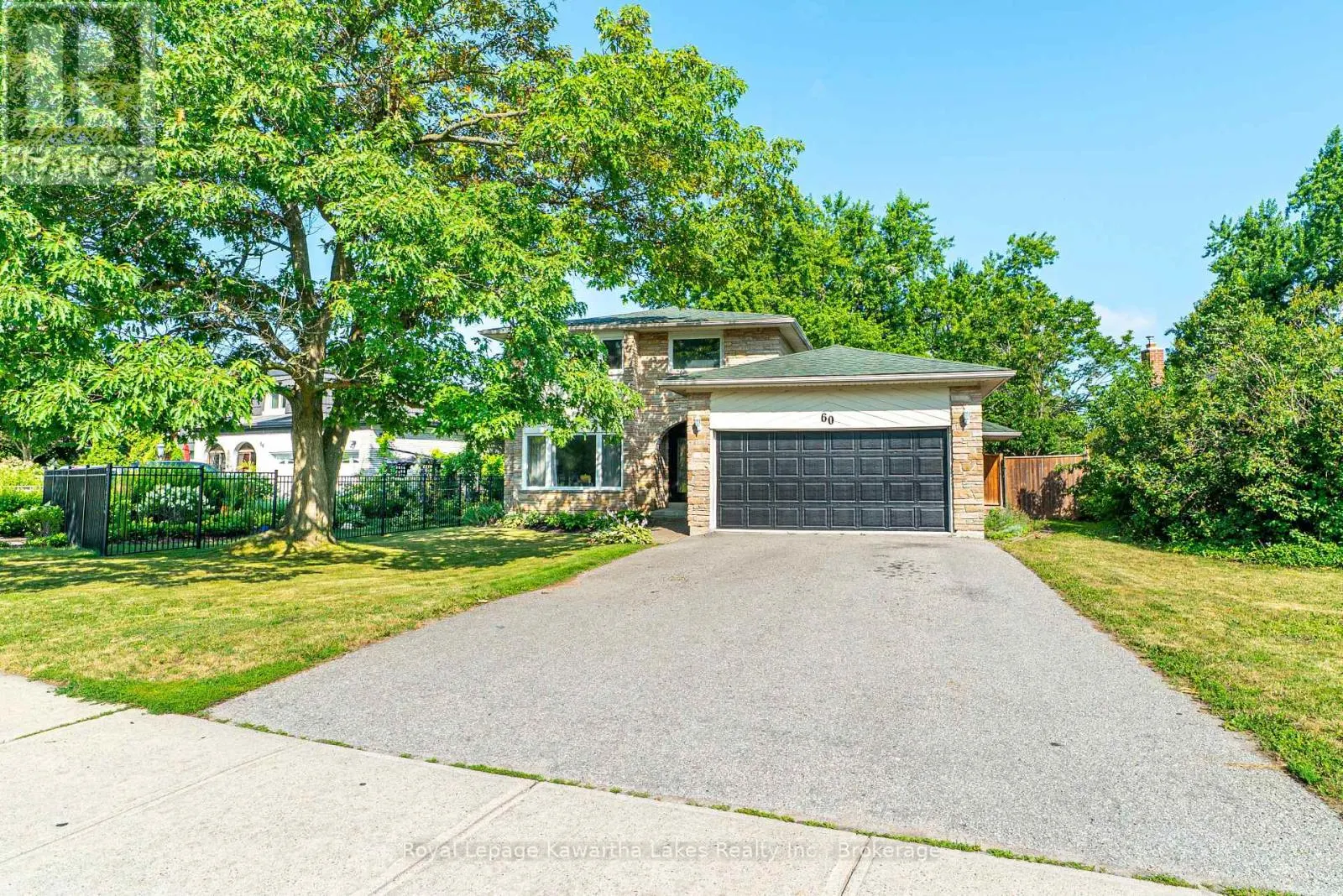 60 SANDERLING CRESCENT