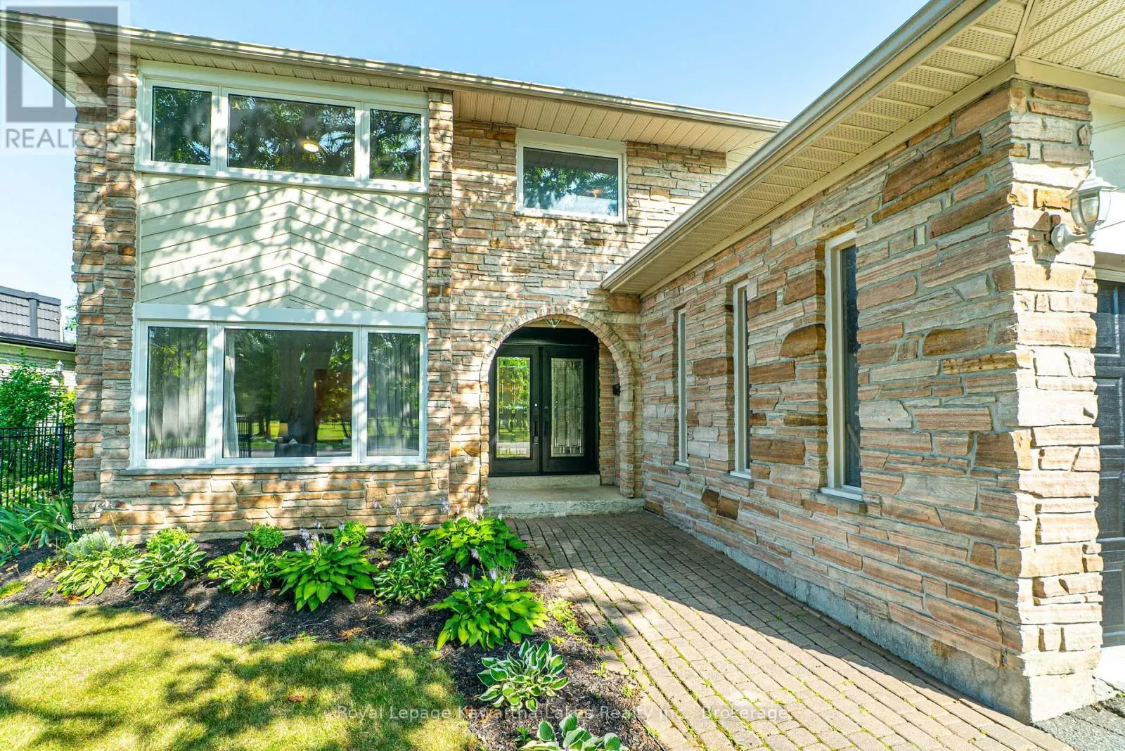 60 SANDERLING CRESCENT