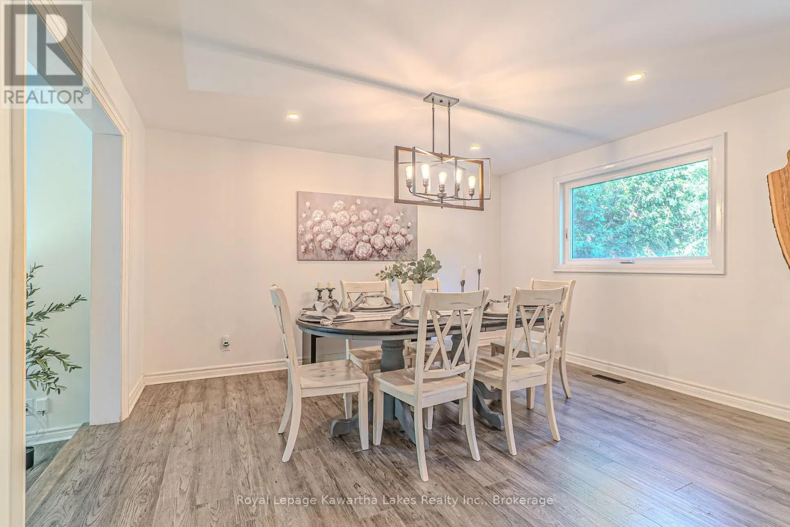 60 SANDERLING CRESCENT