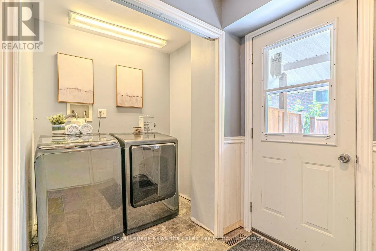 60 SANDERLING CRESCENT