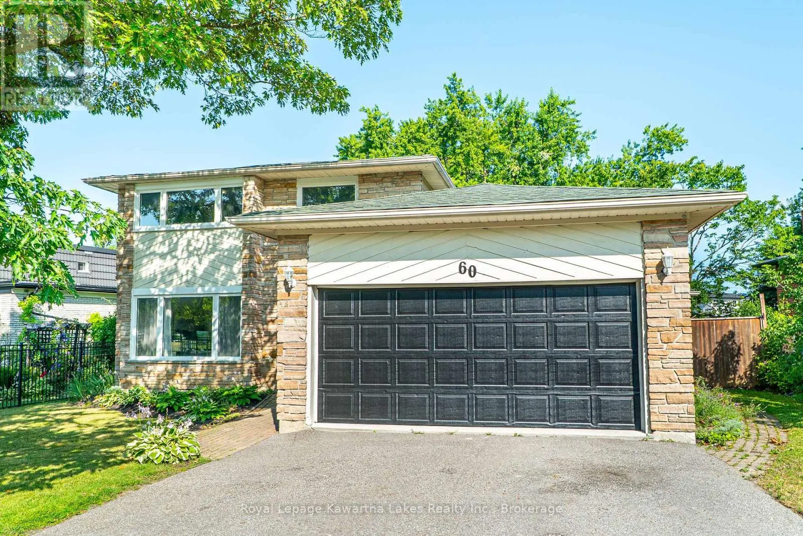 60 SANDERLING CRESCENT