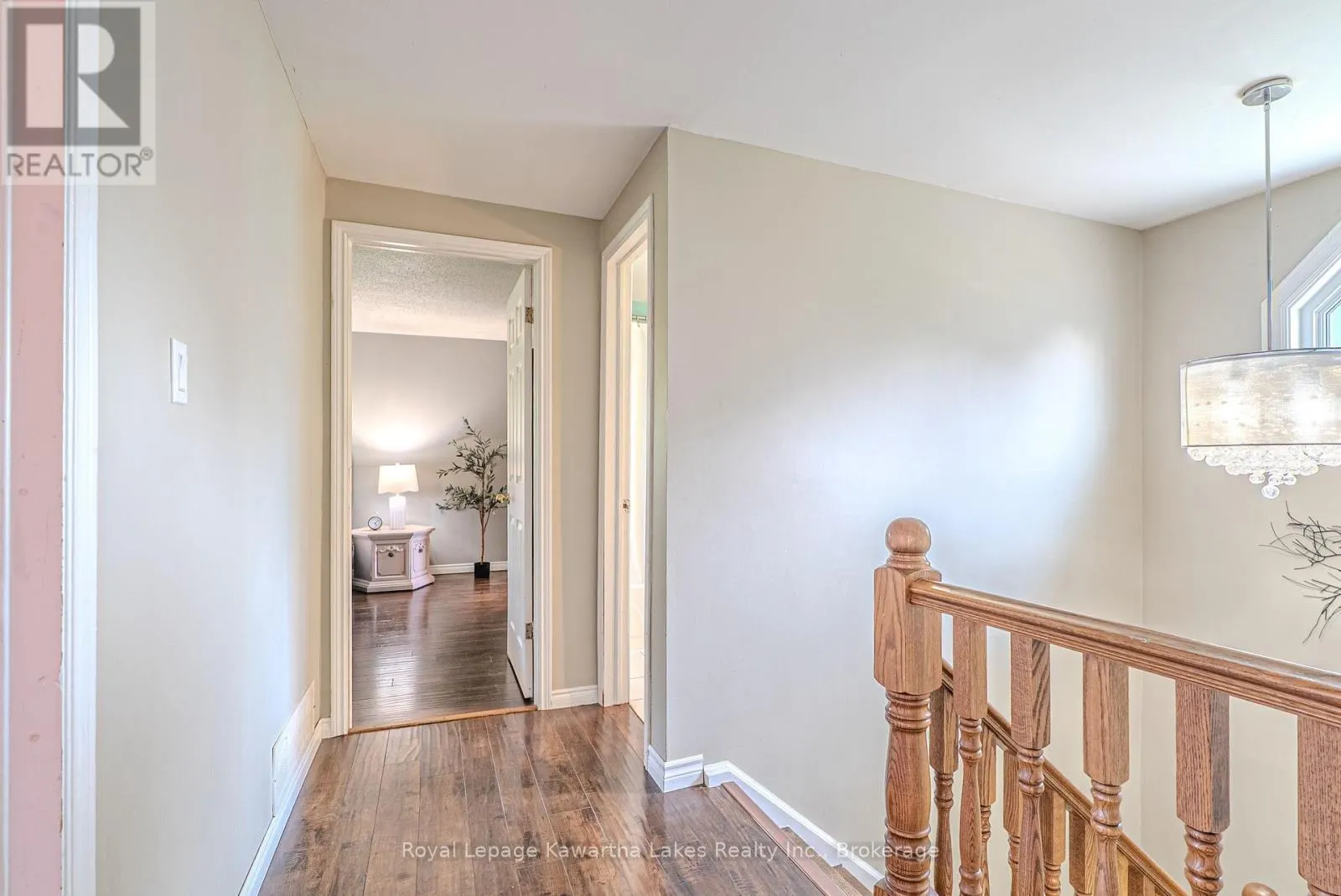 60 SANDERLING CRESCENT