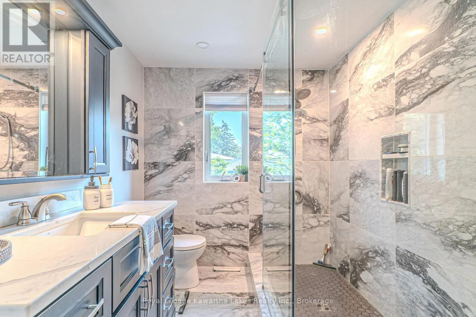 60 SANDERLING CRESCENT