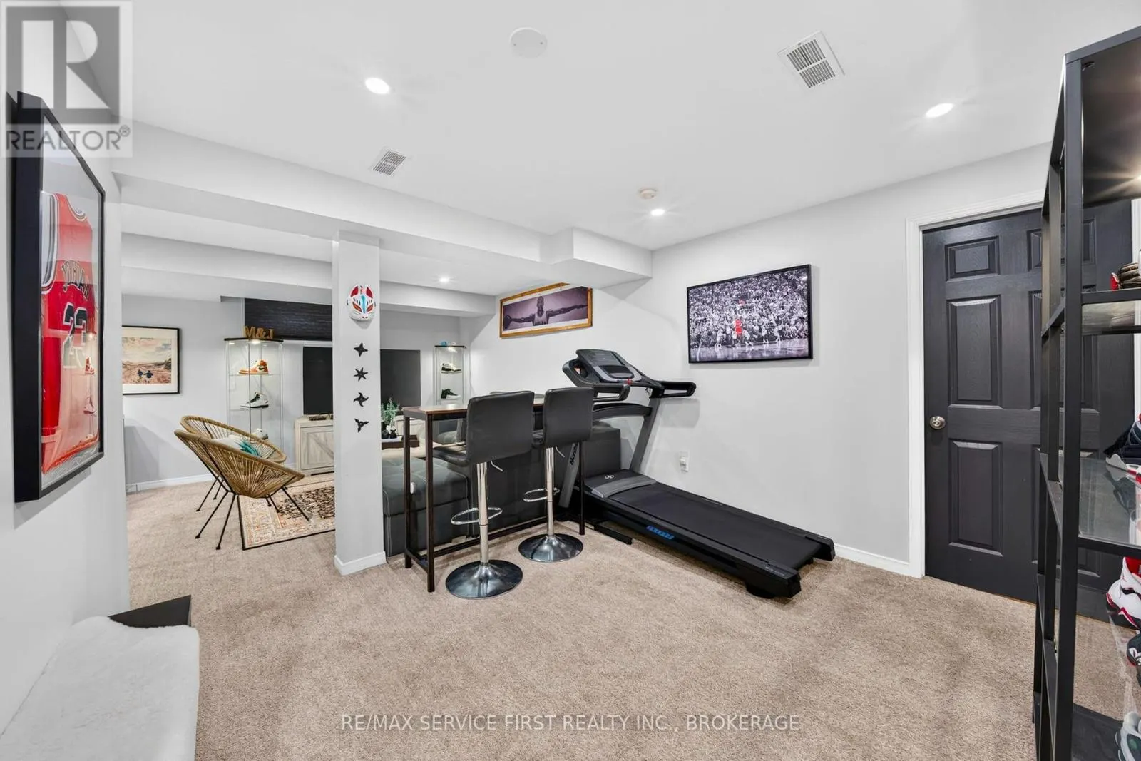 1362 THORNWOOD CRESCENT
