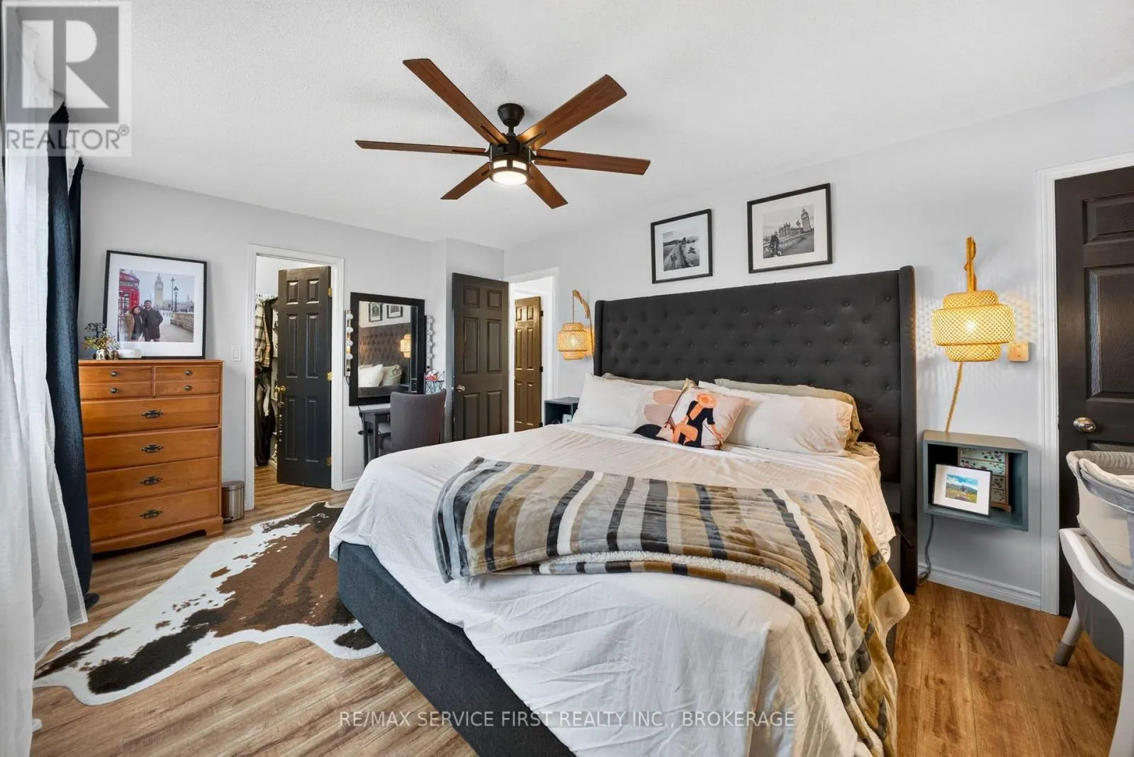 1362 THORNWOOD CRESCENT