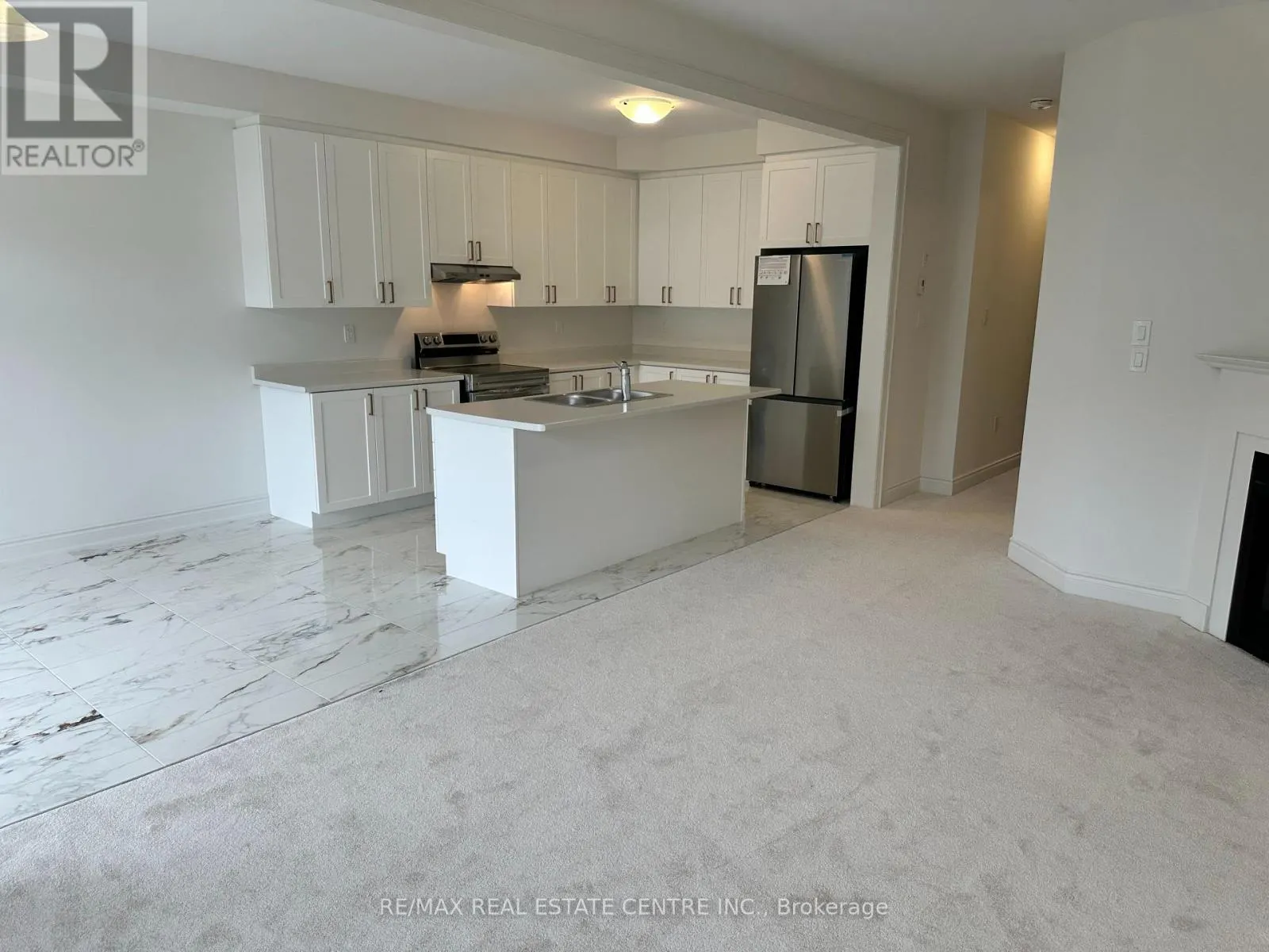 214 ELLIOT AVENUE W