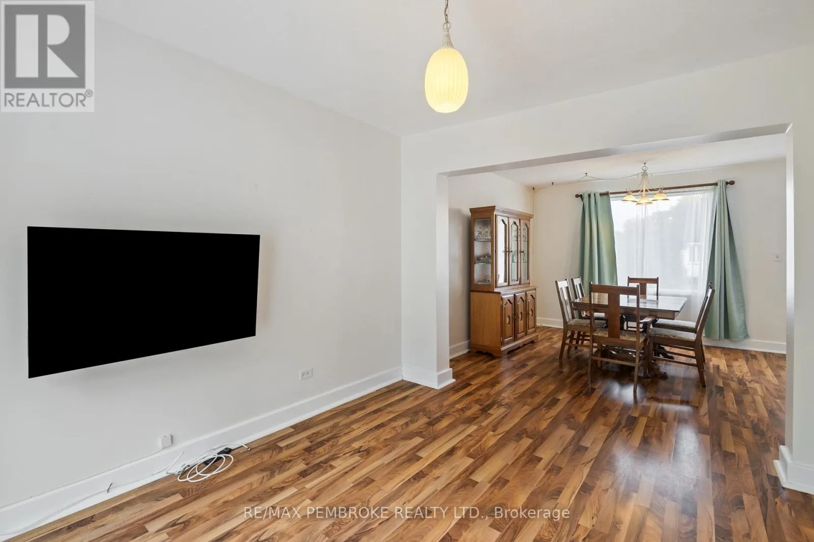 624 HAMILTON STREET W