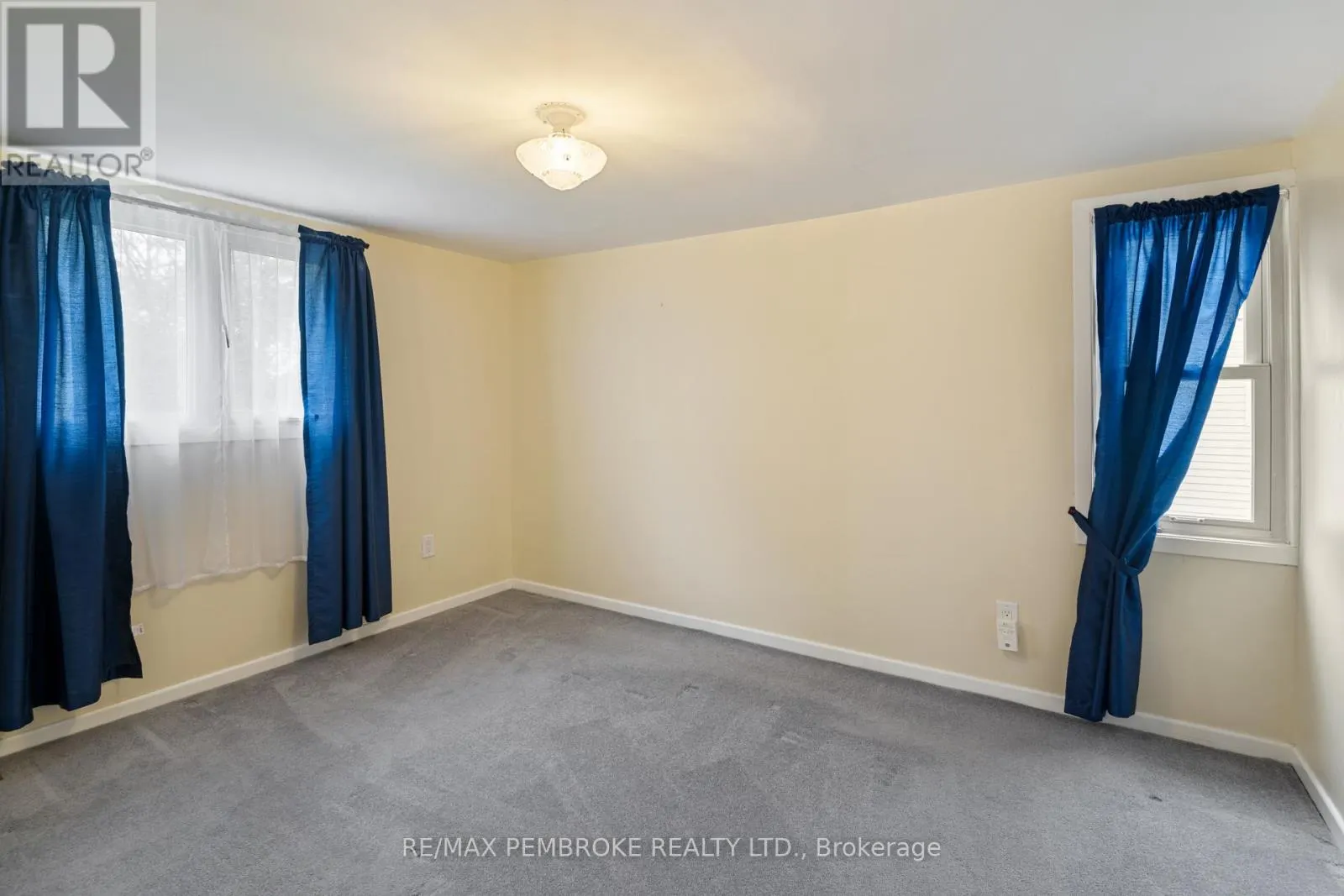 624 HAMILTON STREET W